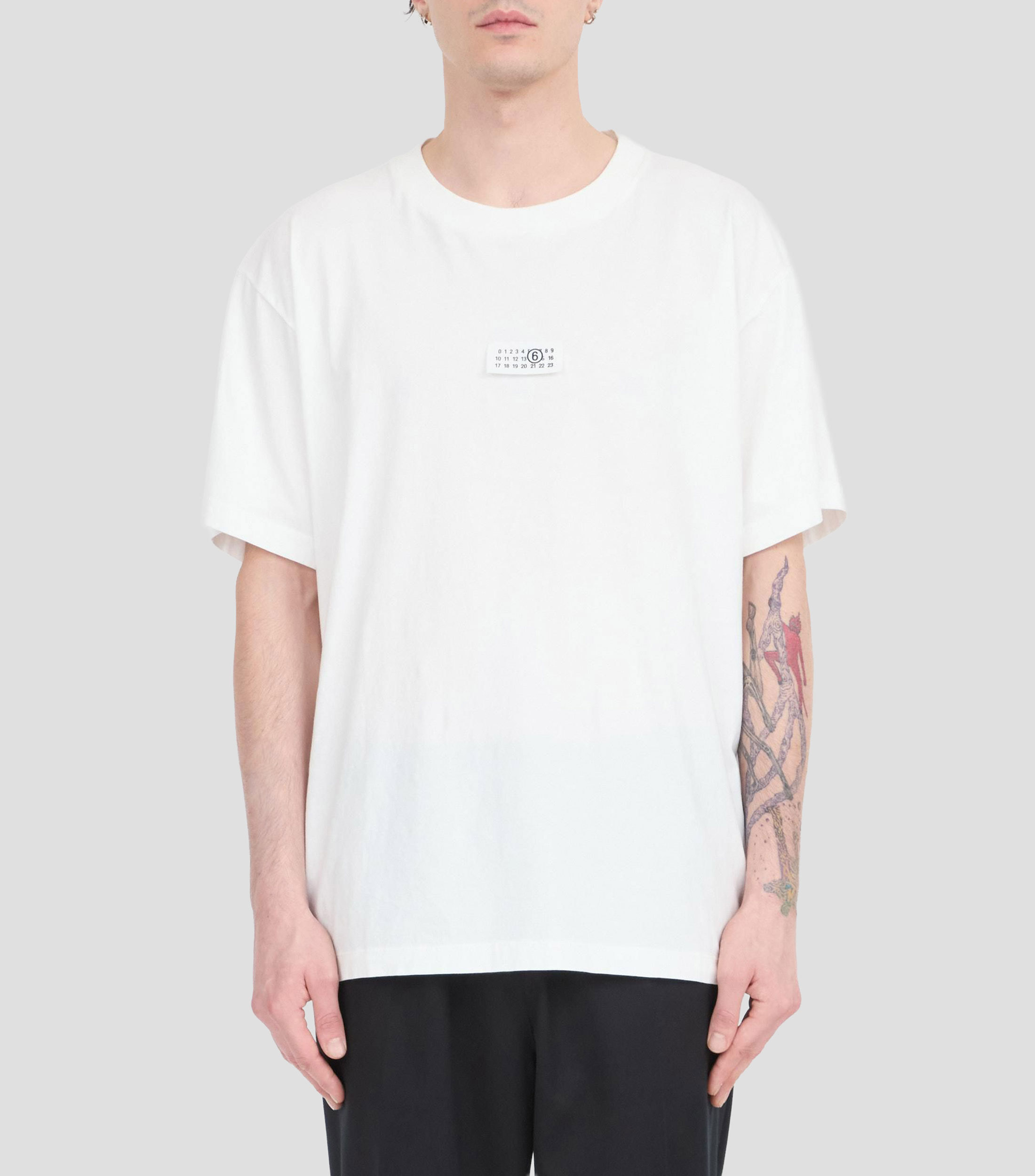 Playera con bordado de manga corta Hombre
