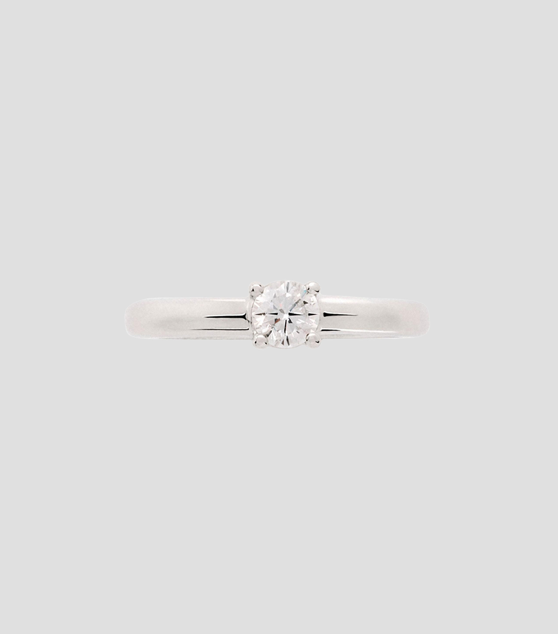 Anillo Solitario en Oro Blanco de 18 Kilates Mujer