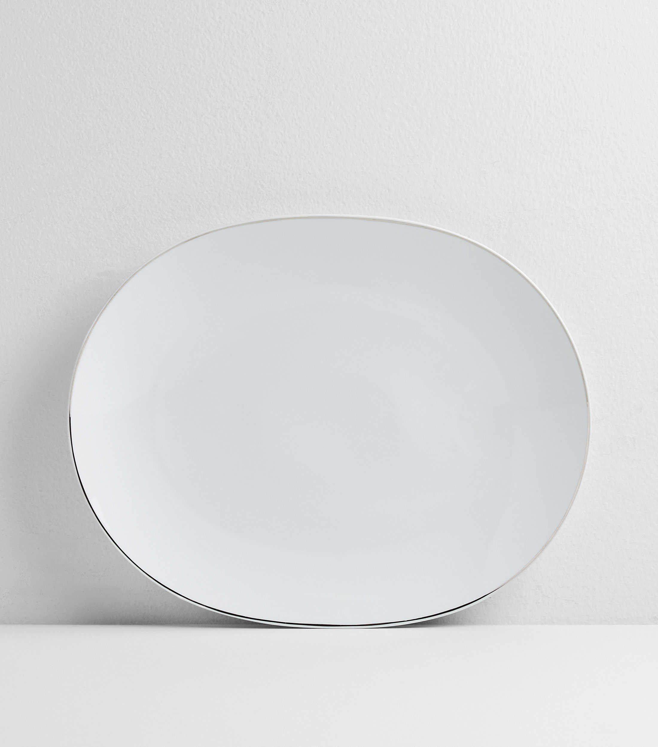 Platón ovalado Bright en porcelana blanca