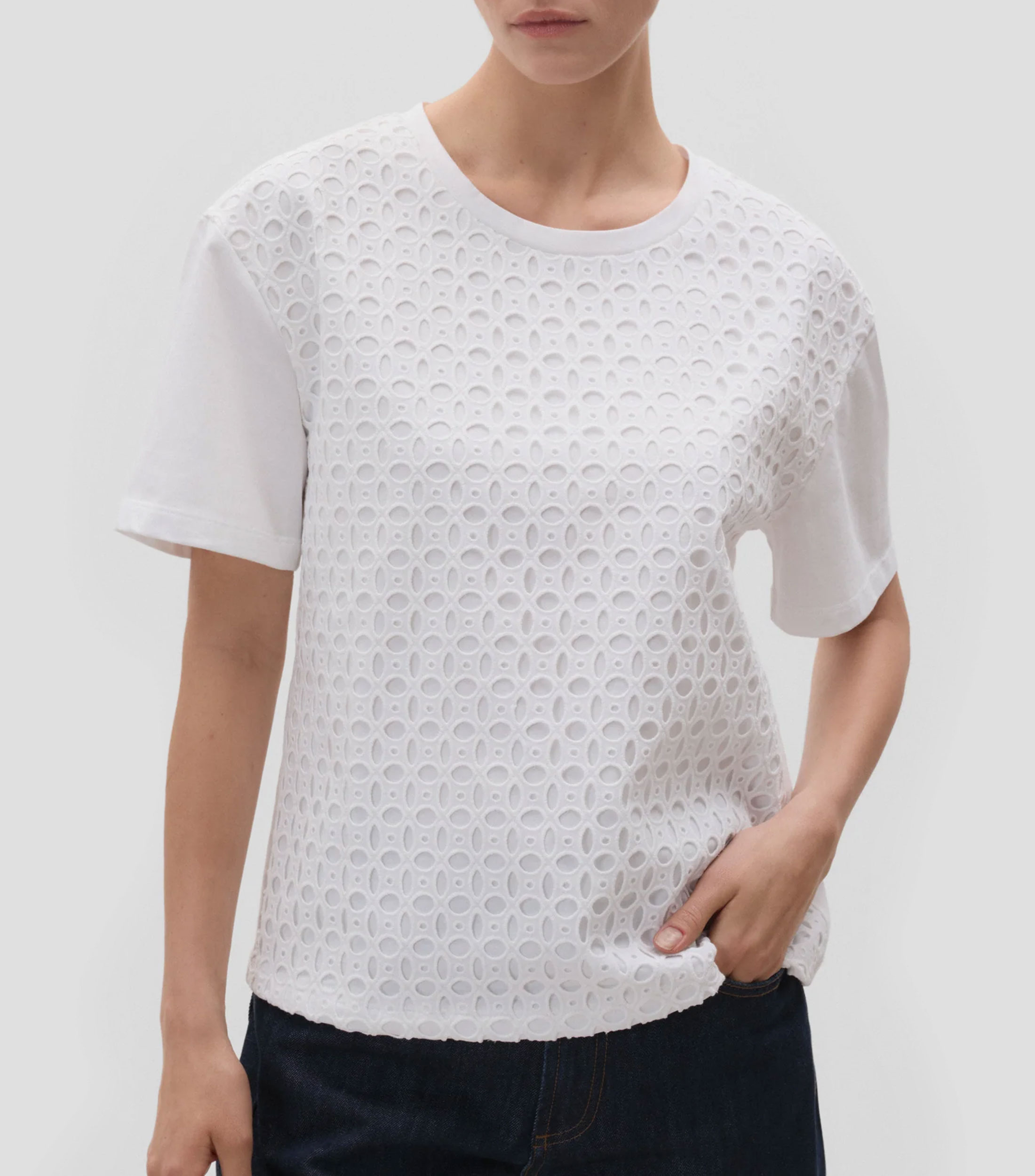 Playera de cuello redondo con manga corta Mujer