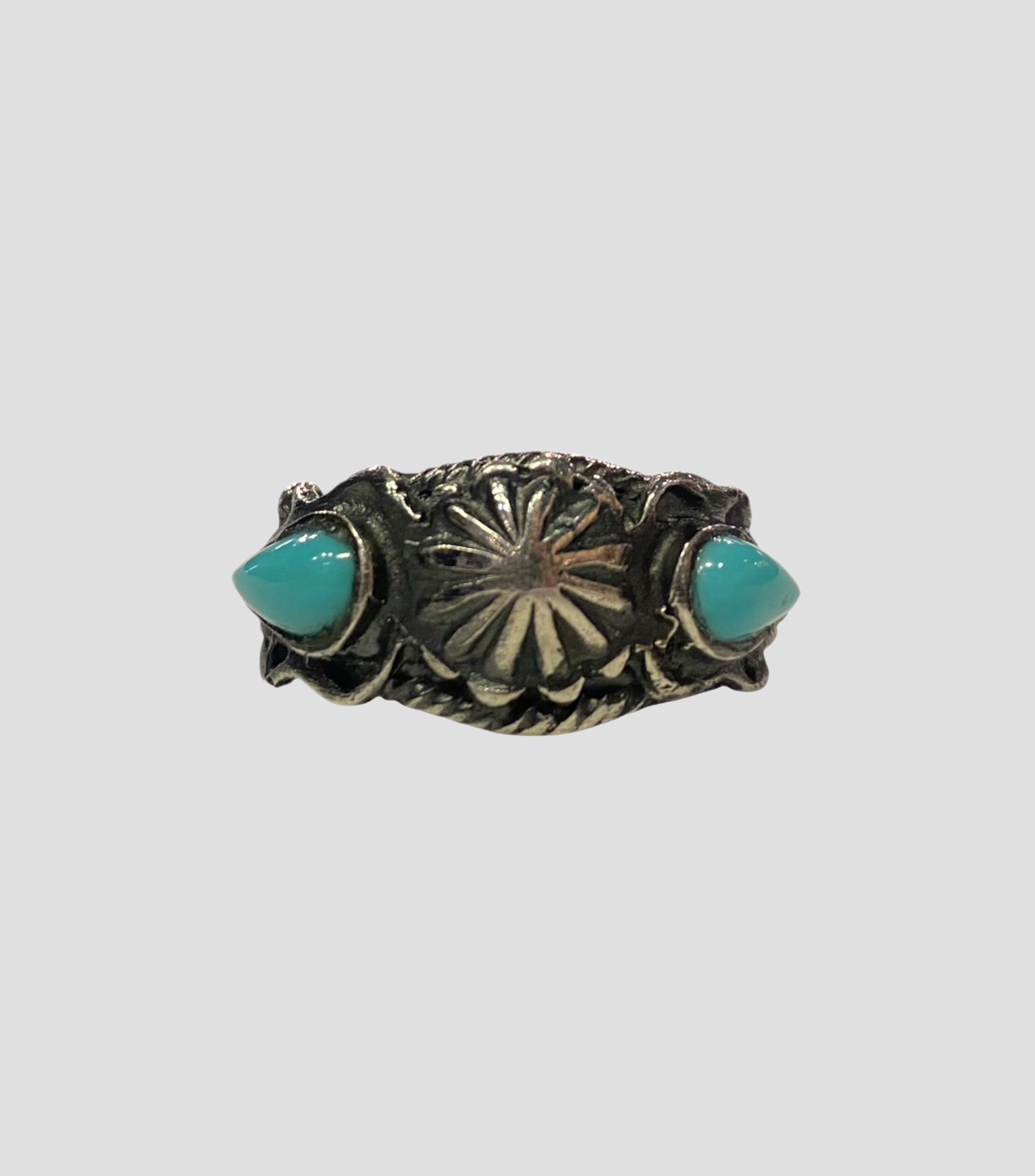Anillo en plata con piedra Hombre