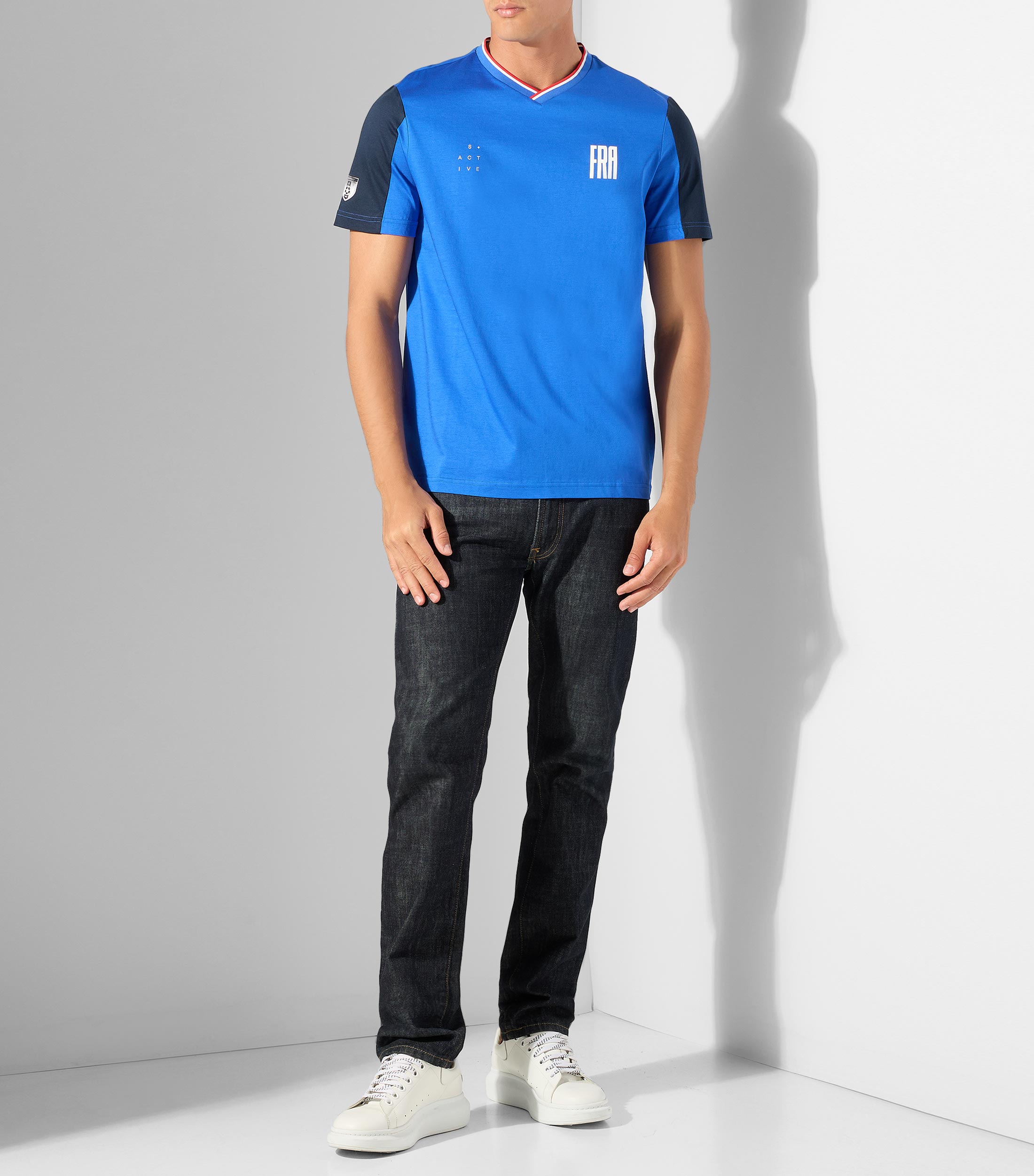 Playera cuello V manga corta lisa Francia Hombre
