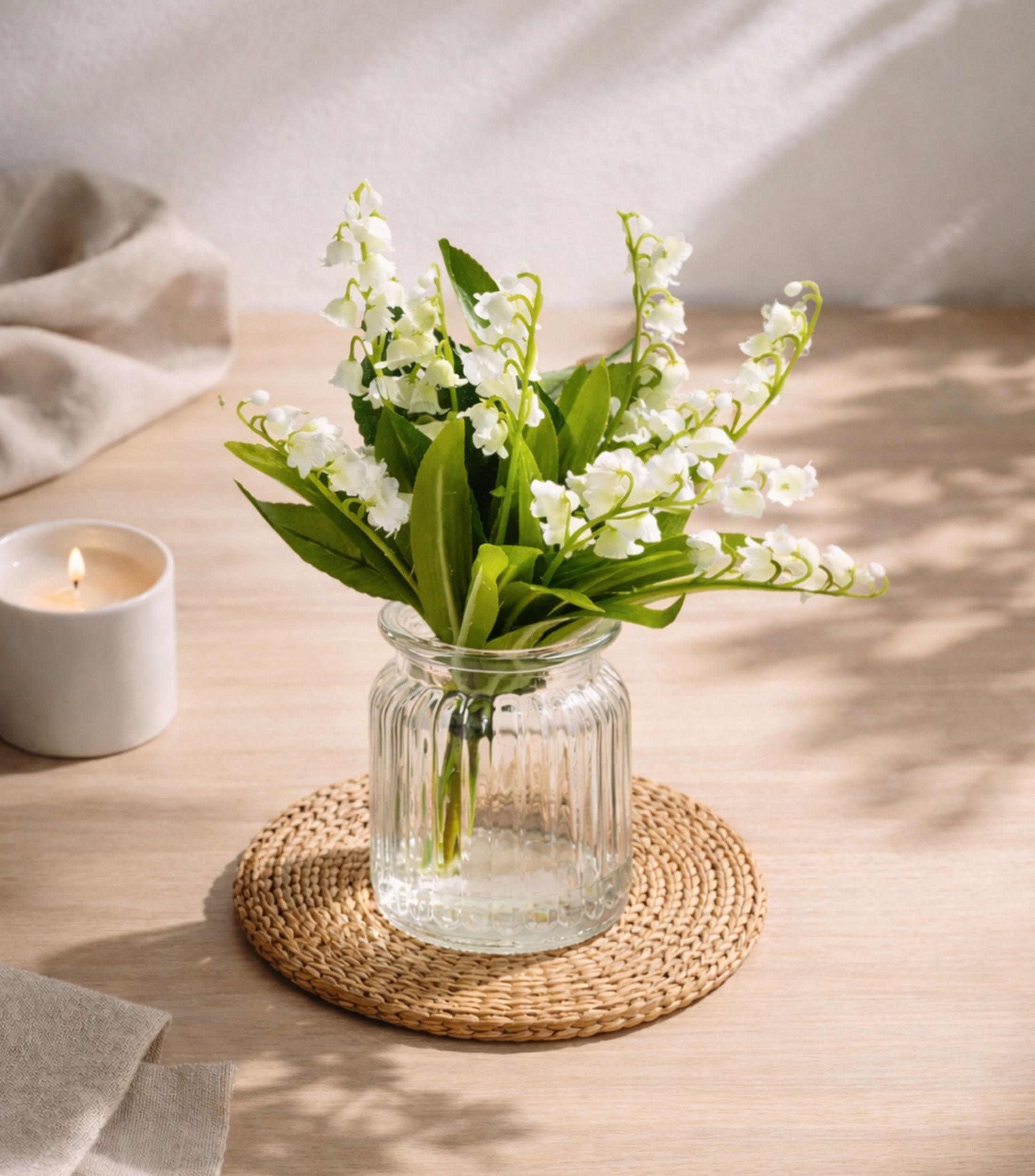 Arreglo de lilys decorativas en maceta, artificial