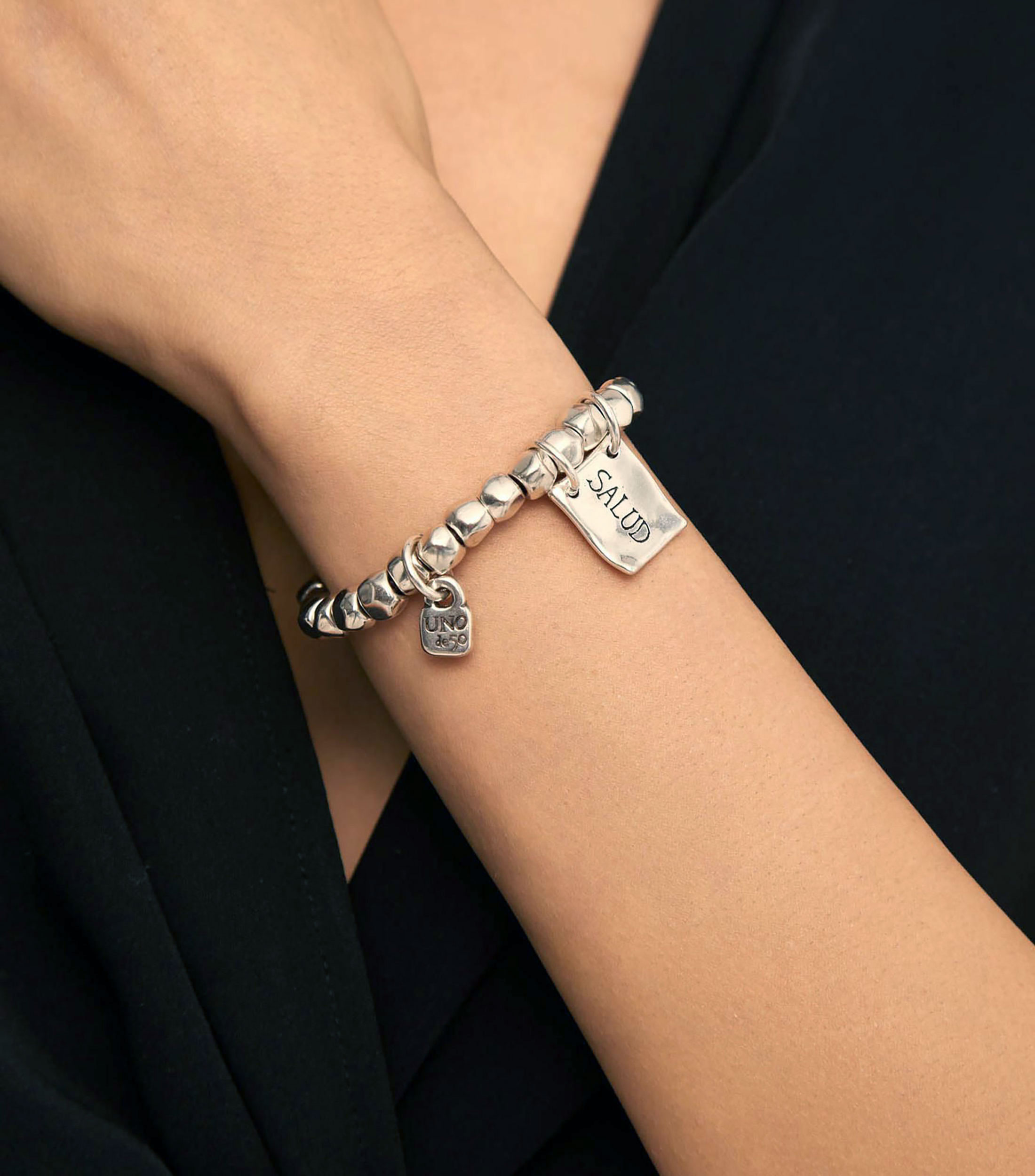 Pulsera con dije Mujer