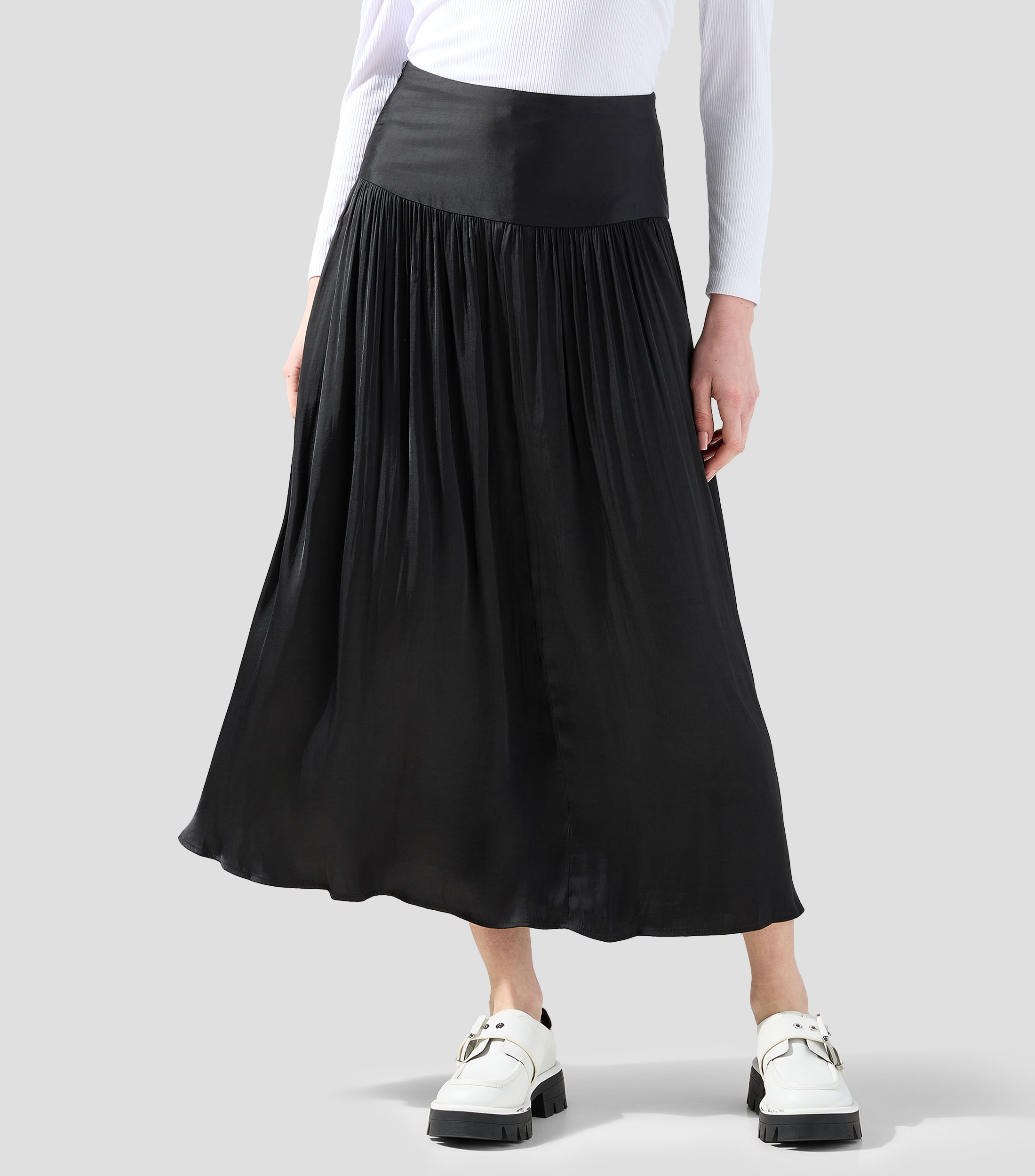 Falda midi de corte regular lisa Mujer