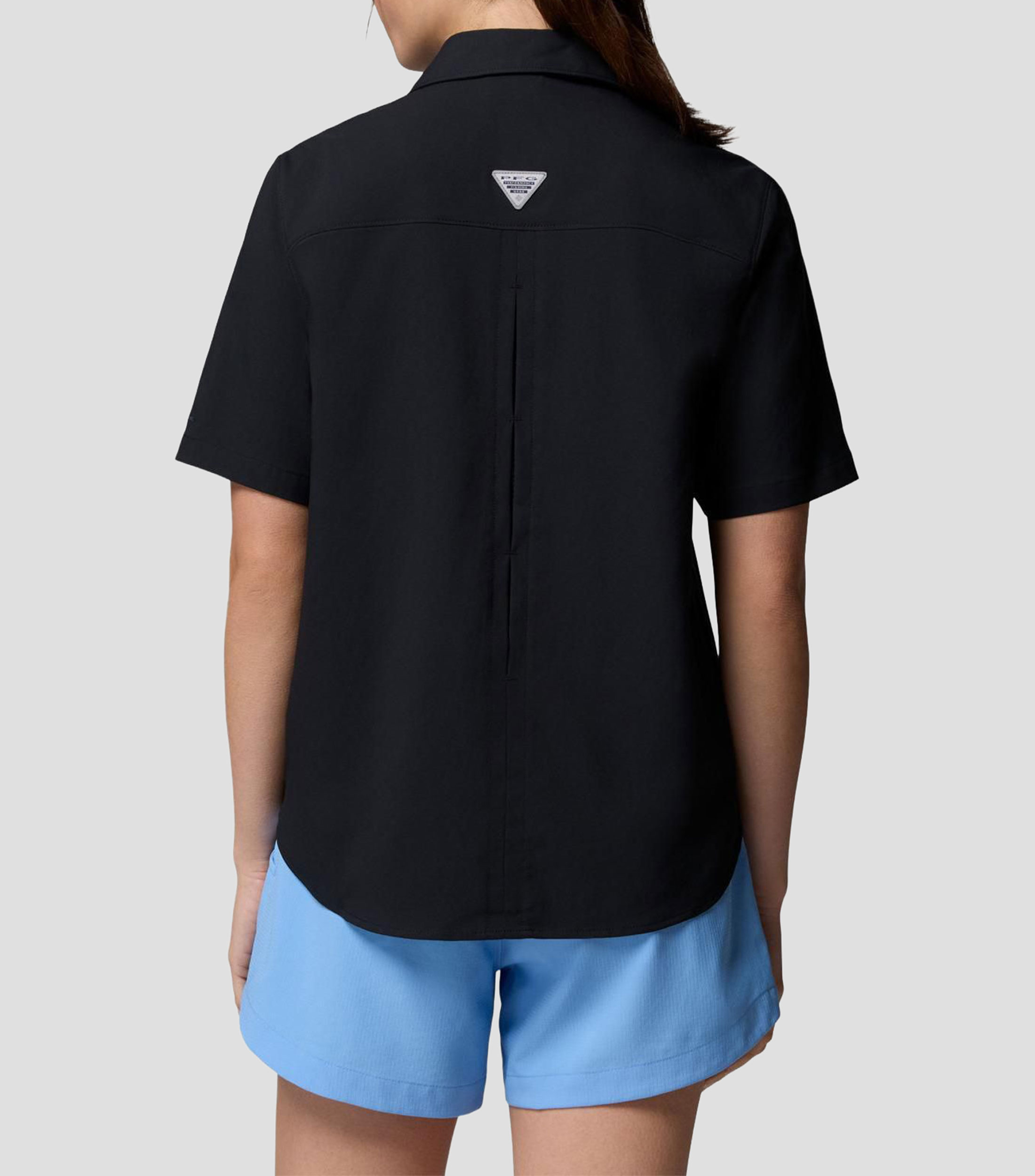 Camisa lisa manga corta PFG Castback Woven Mujer