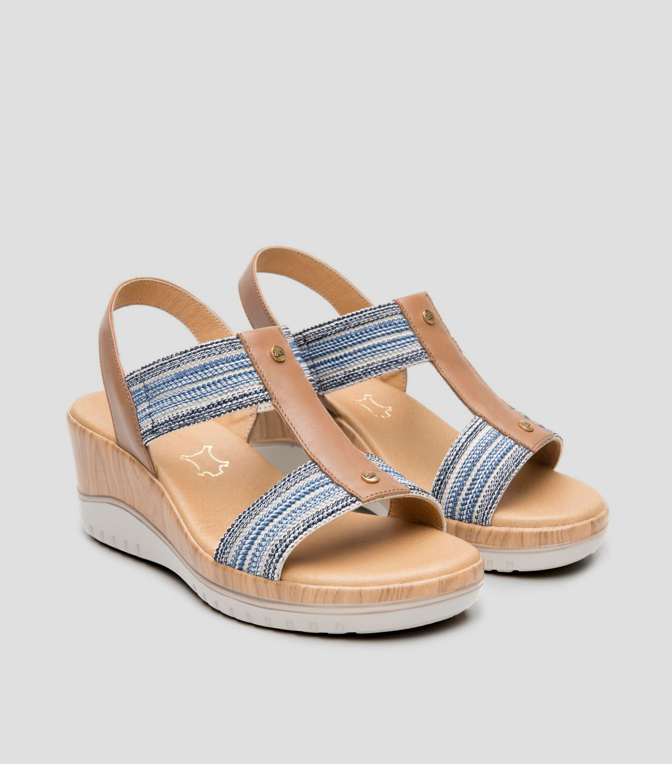 Sandalias con tacón medio de cuña Emily Mujer