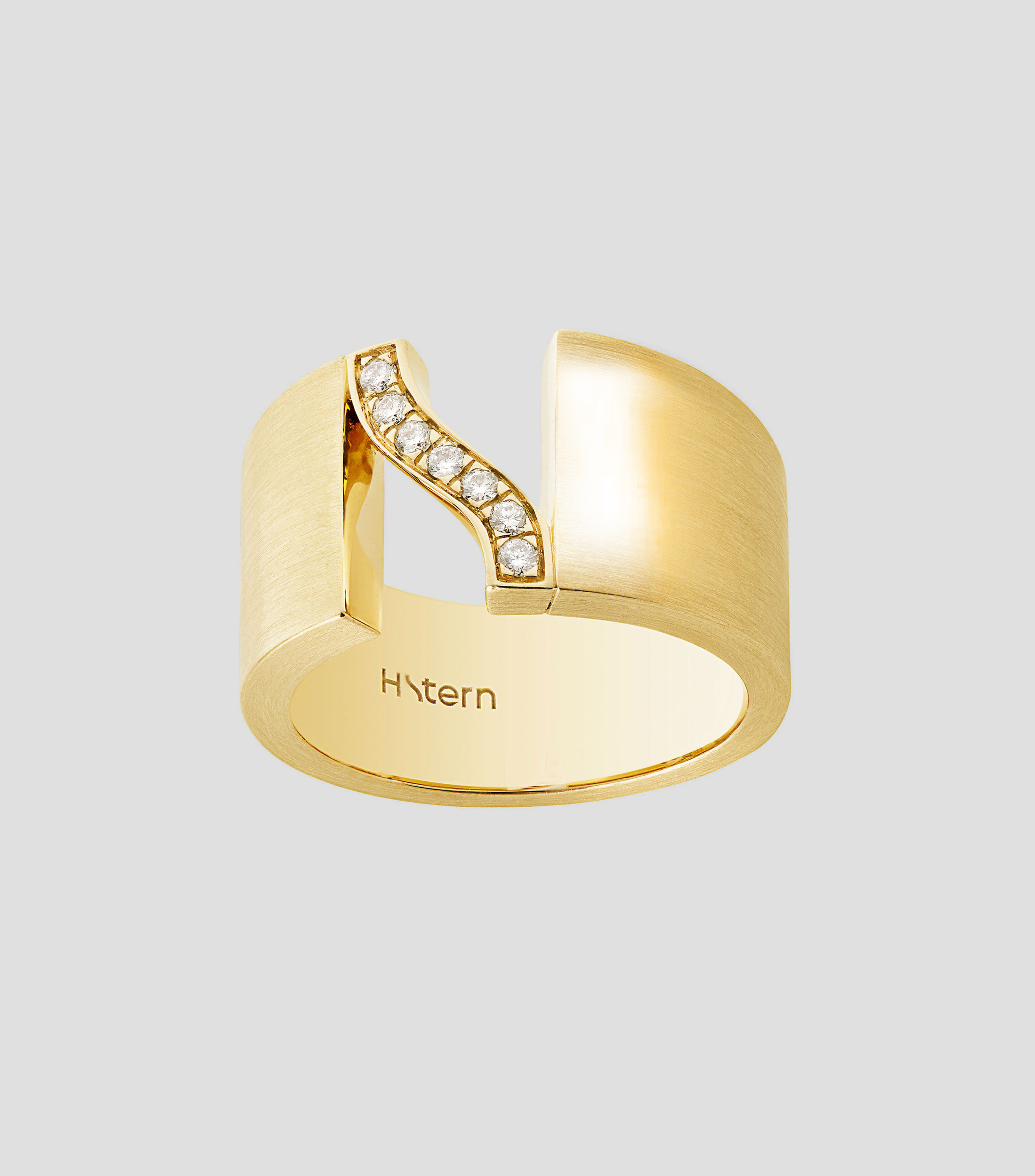 Anillo en oro amarillo de 18 kilates con diamantes Signature Mujer