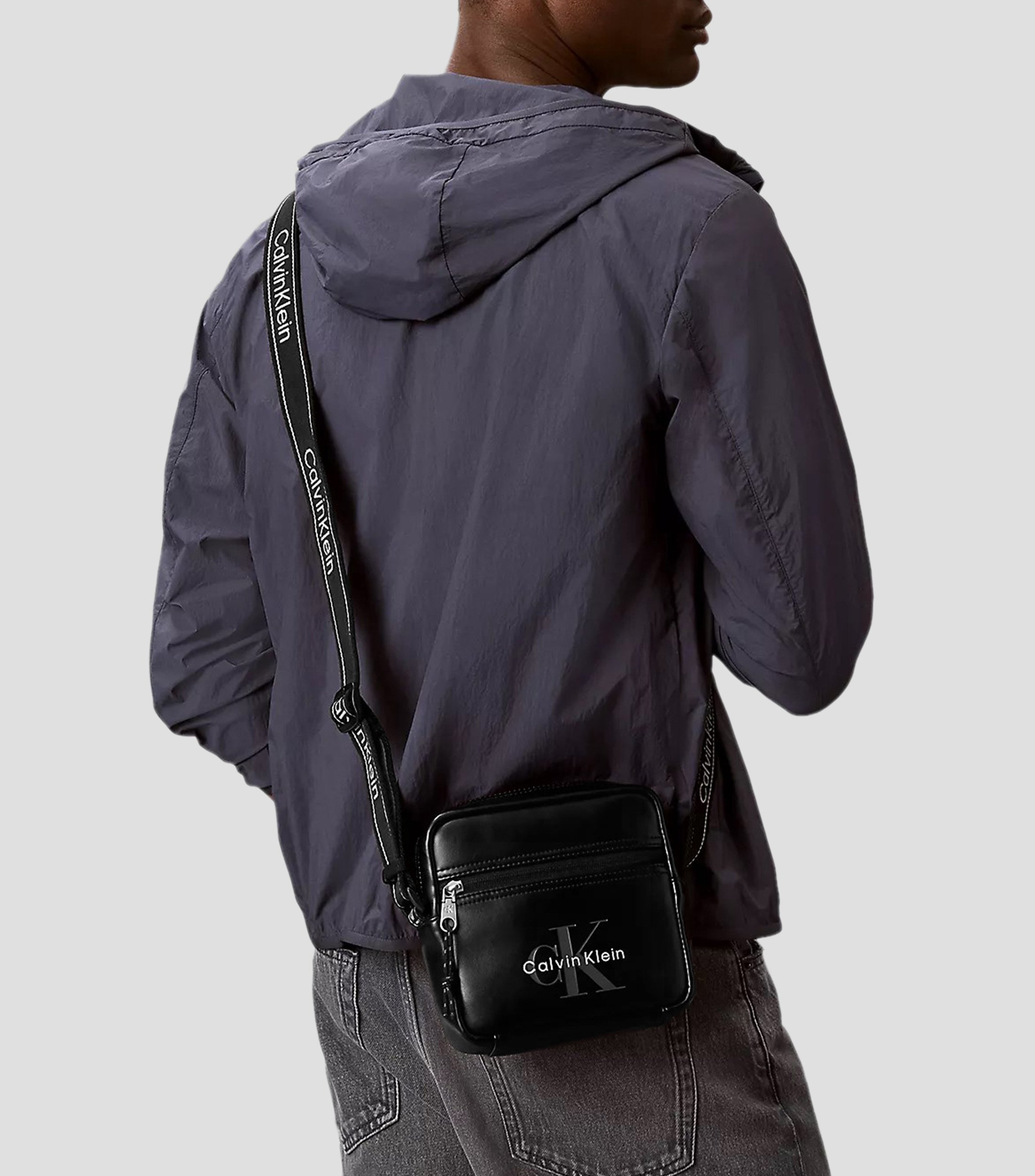Bolso Crossbody liso Hombre
