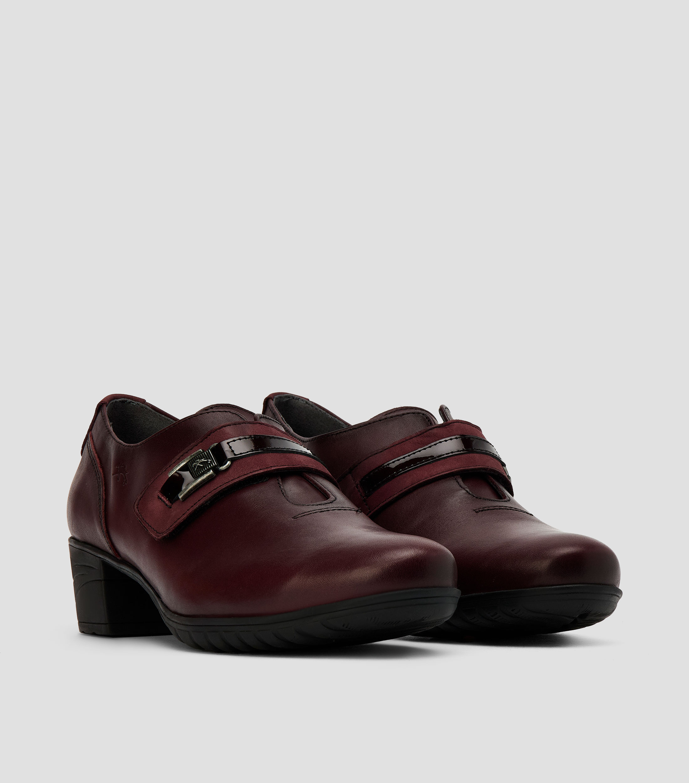Zapatos casuales con tacón ancho de 4.5 cm en piel Mujer