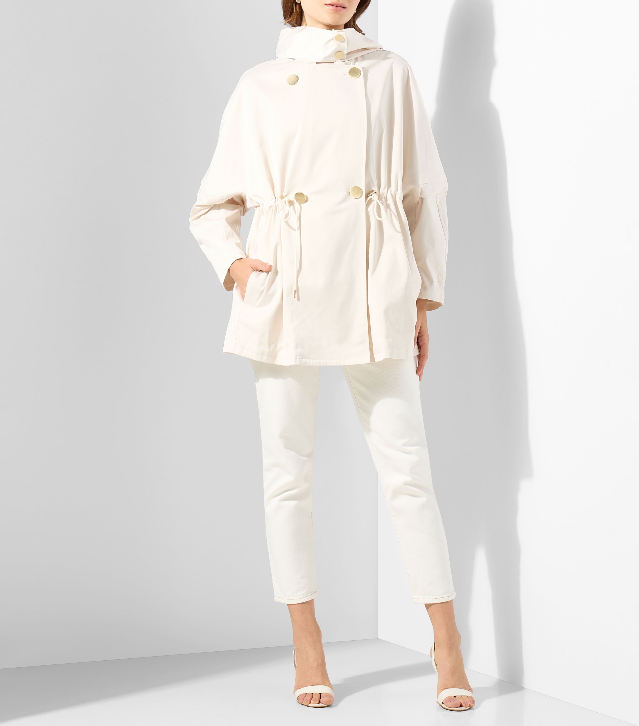 Abrigo midi con botonadura Mujer