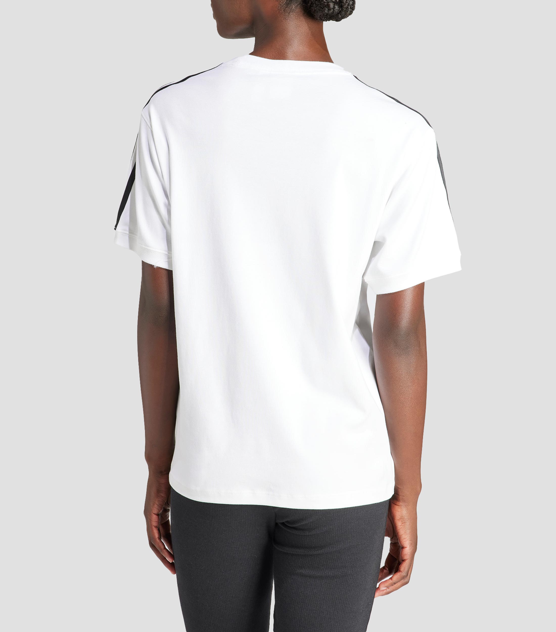 Playera cuello redondo manga corta Mujer