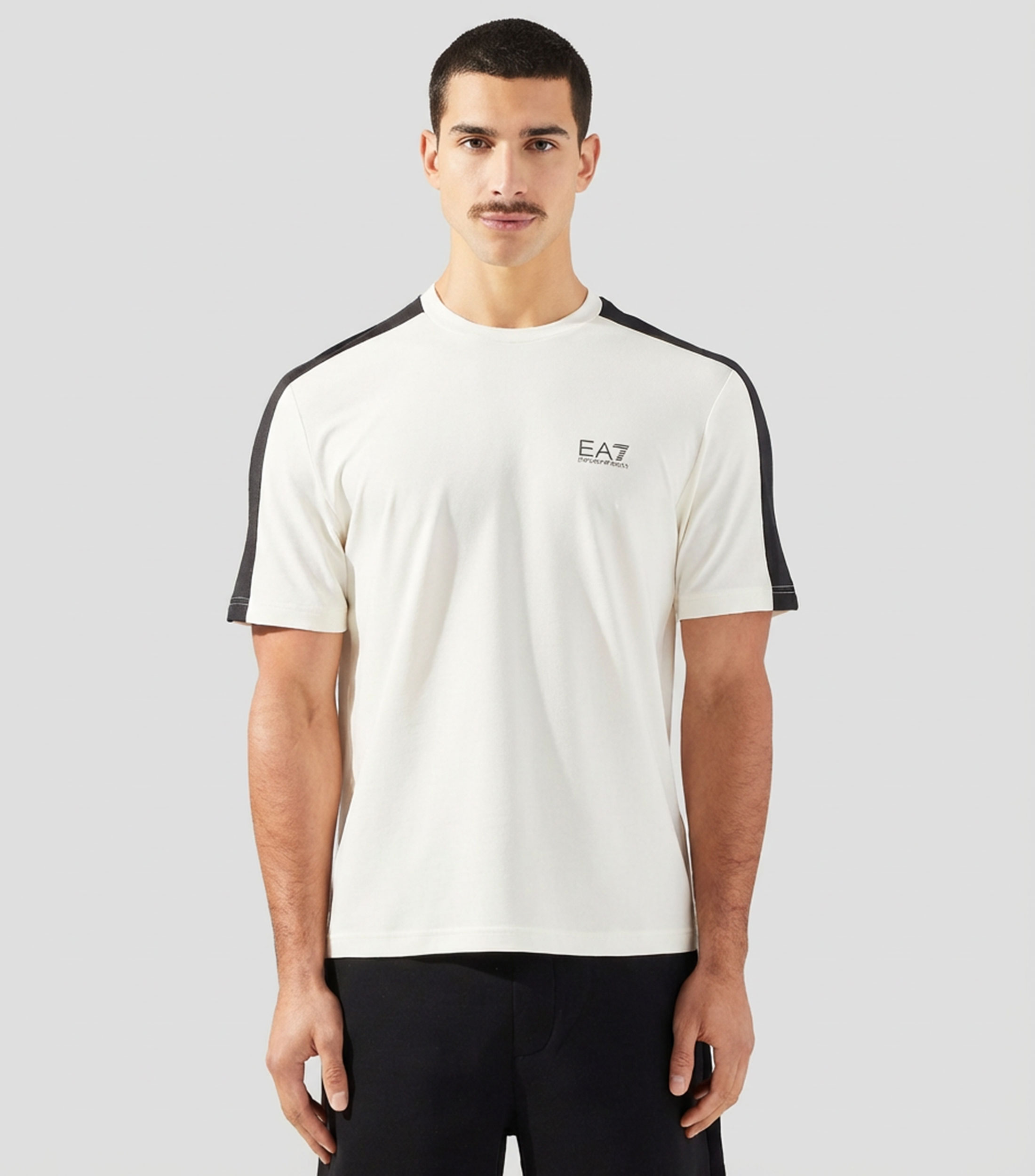 Playera cuello redondo manga corta lisa Hombre