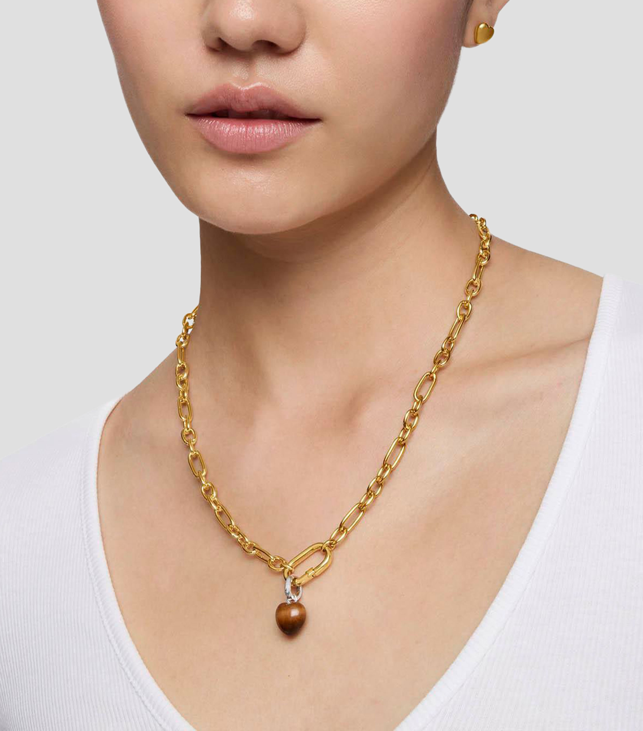 Dije en Plata Corazón Mujer