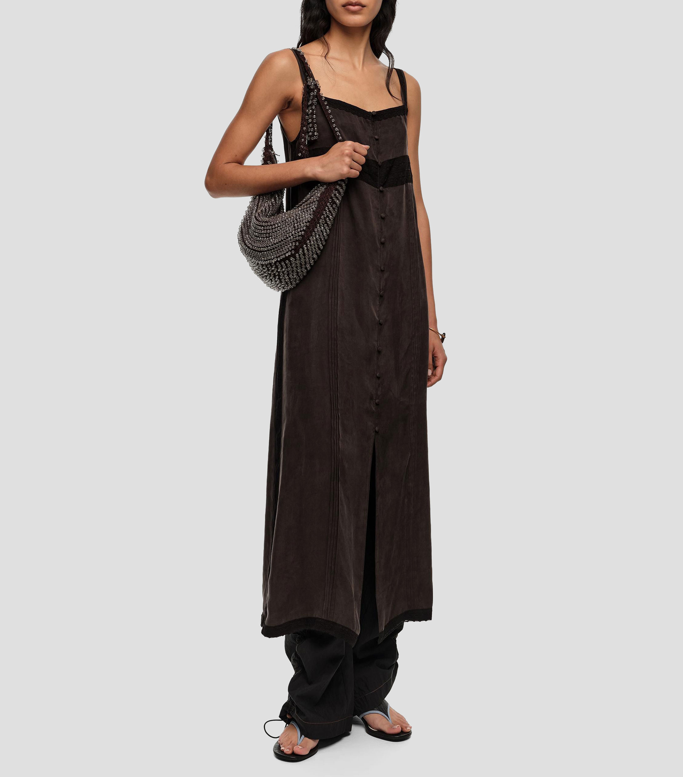 Vestido línea A botones y encajes negro lavado Mujer