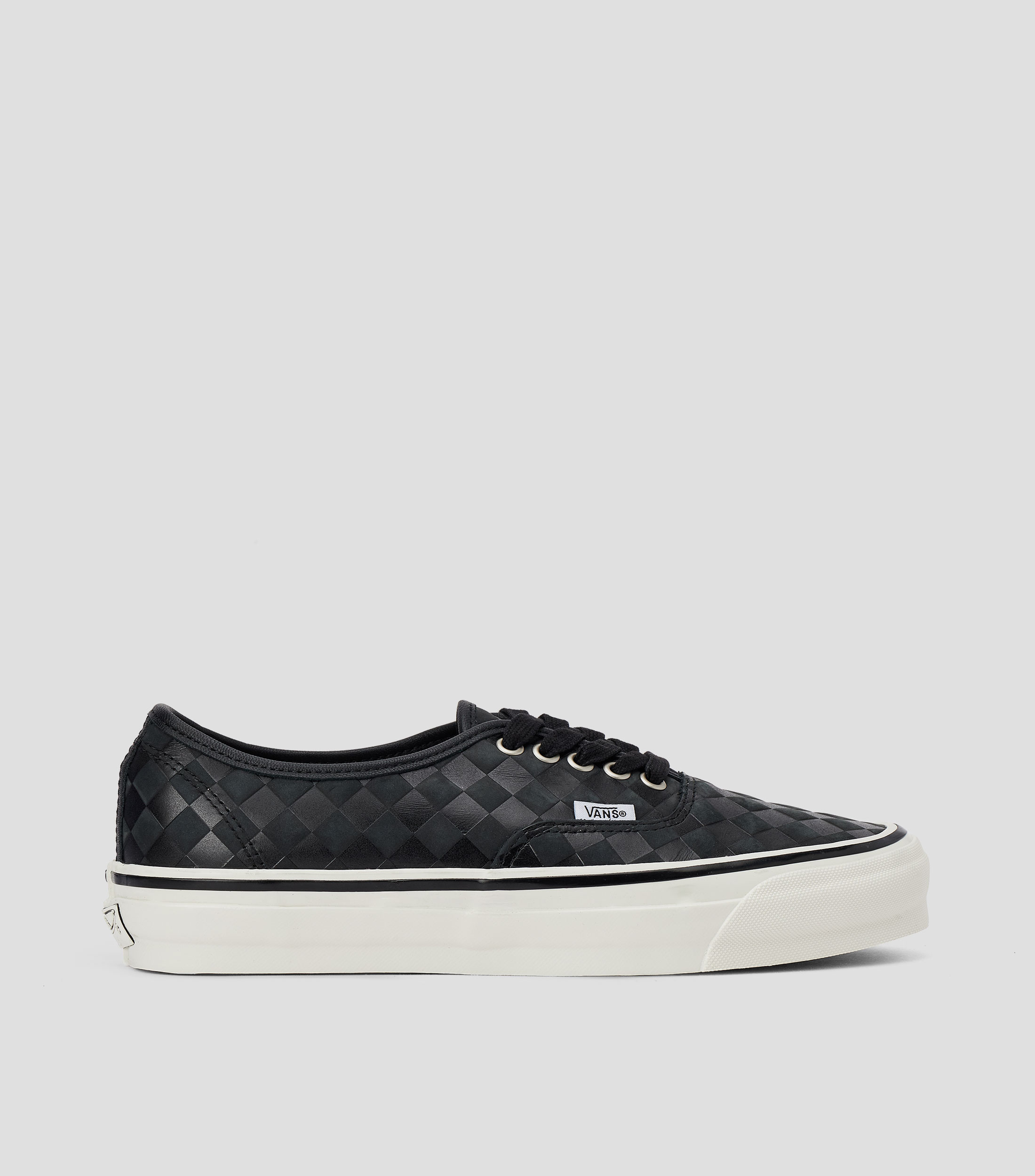Tenis casuales LX Authentic 44 en piel vacuna Hombre