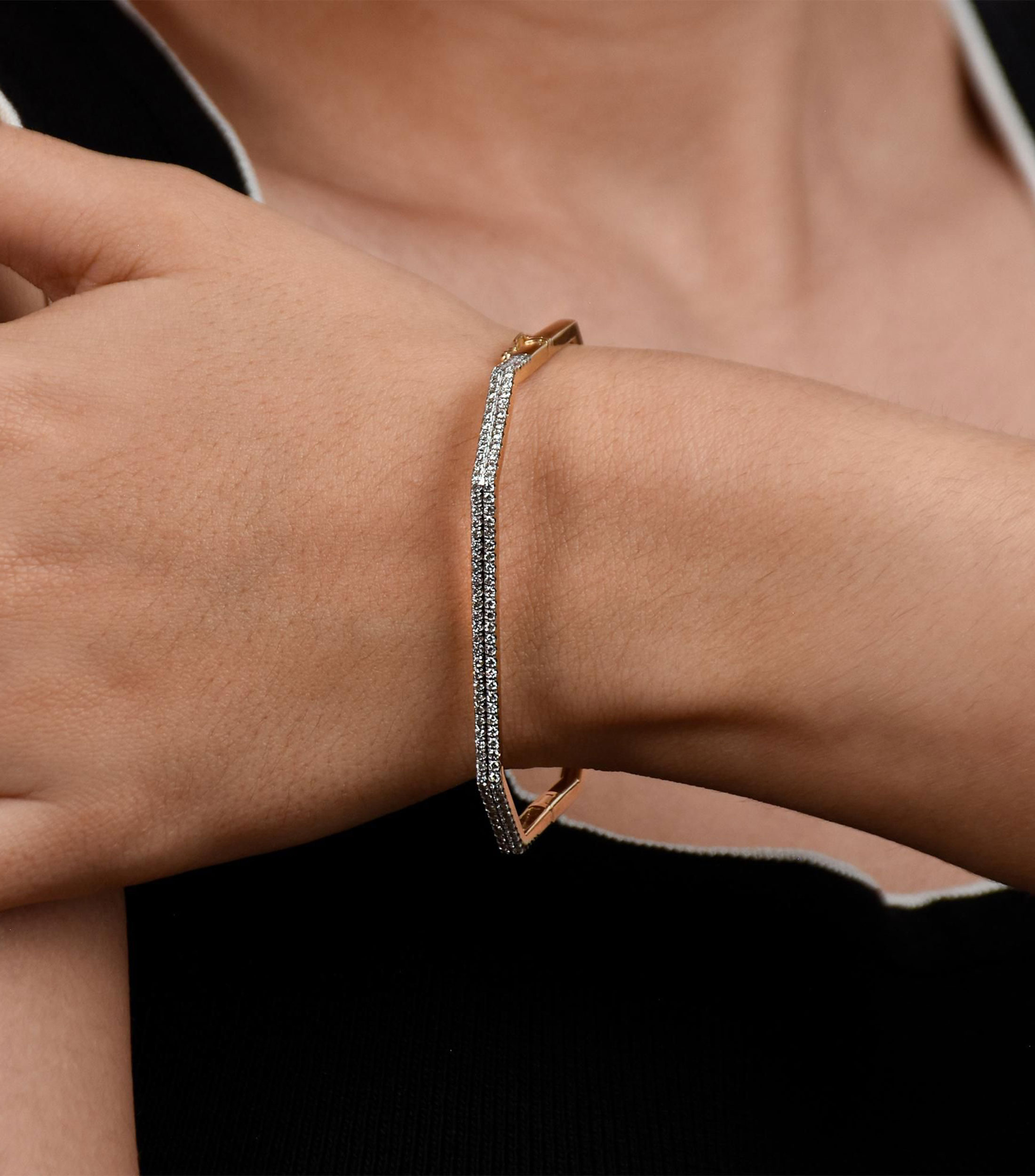 Pulsera aro octagonal en Oro amarillo de 14 Kilates con diamantes Mujer