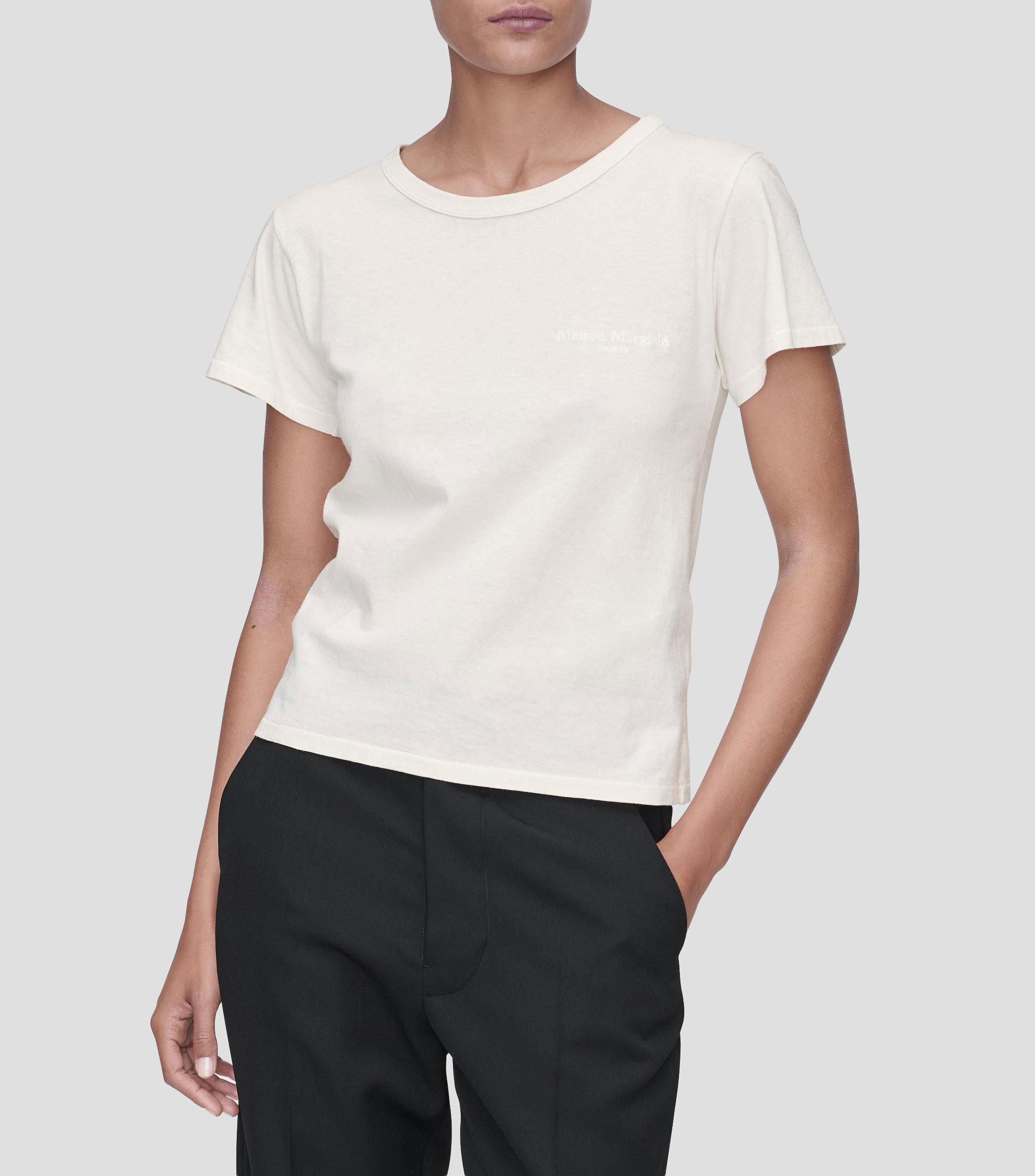 Playera cuello redondo manga corta lisa Mujer