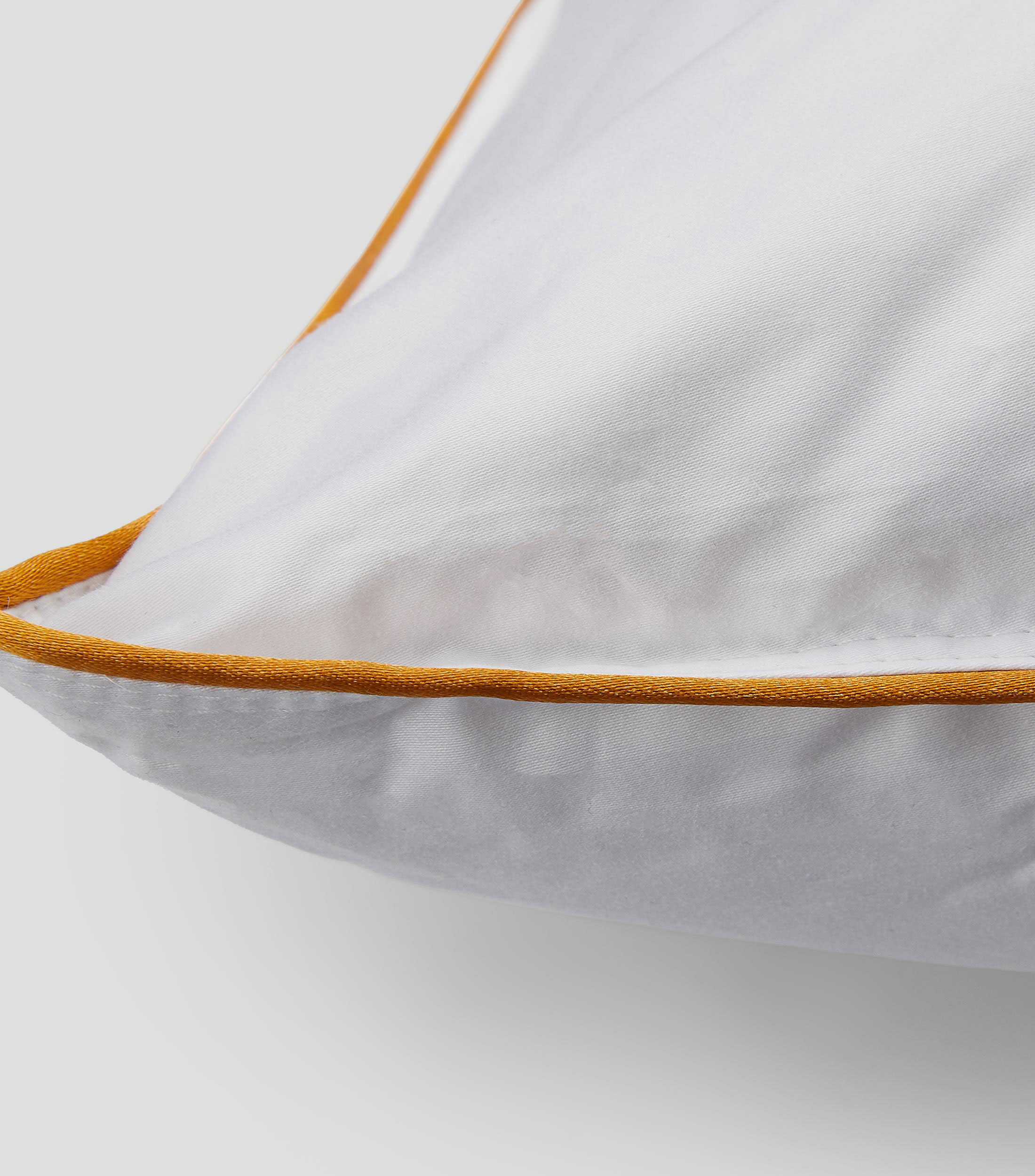 Almohada Estándar Suave Blanca