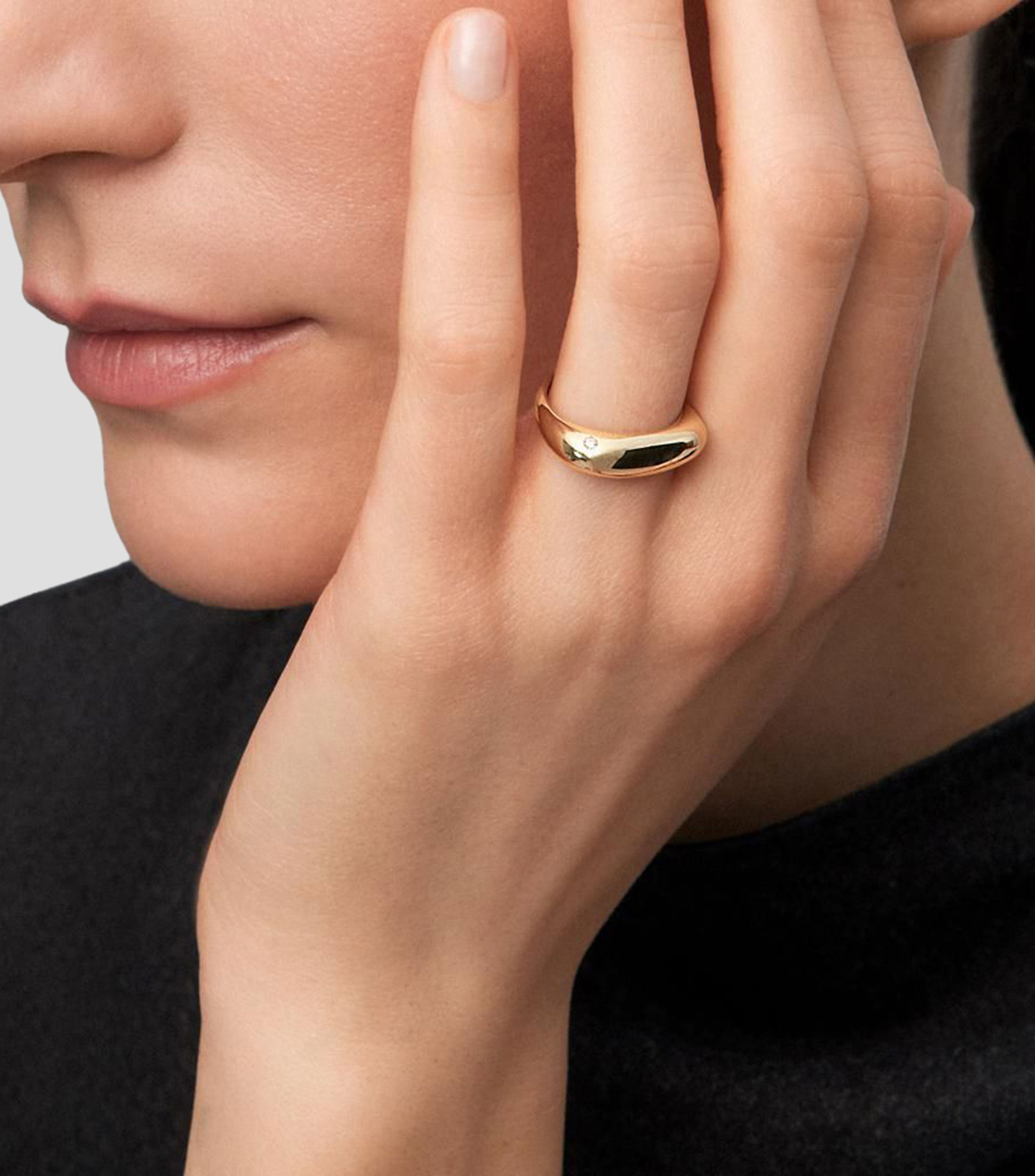Anillo en Oro amarillo de 18 kilates con diamante Mujer