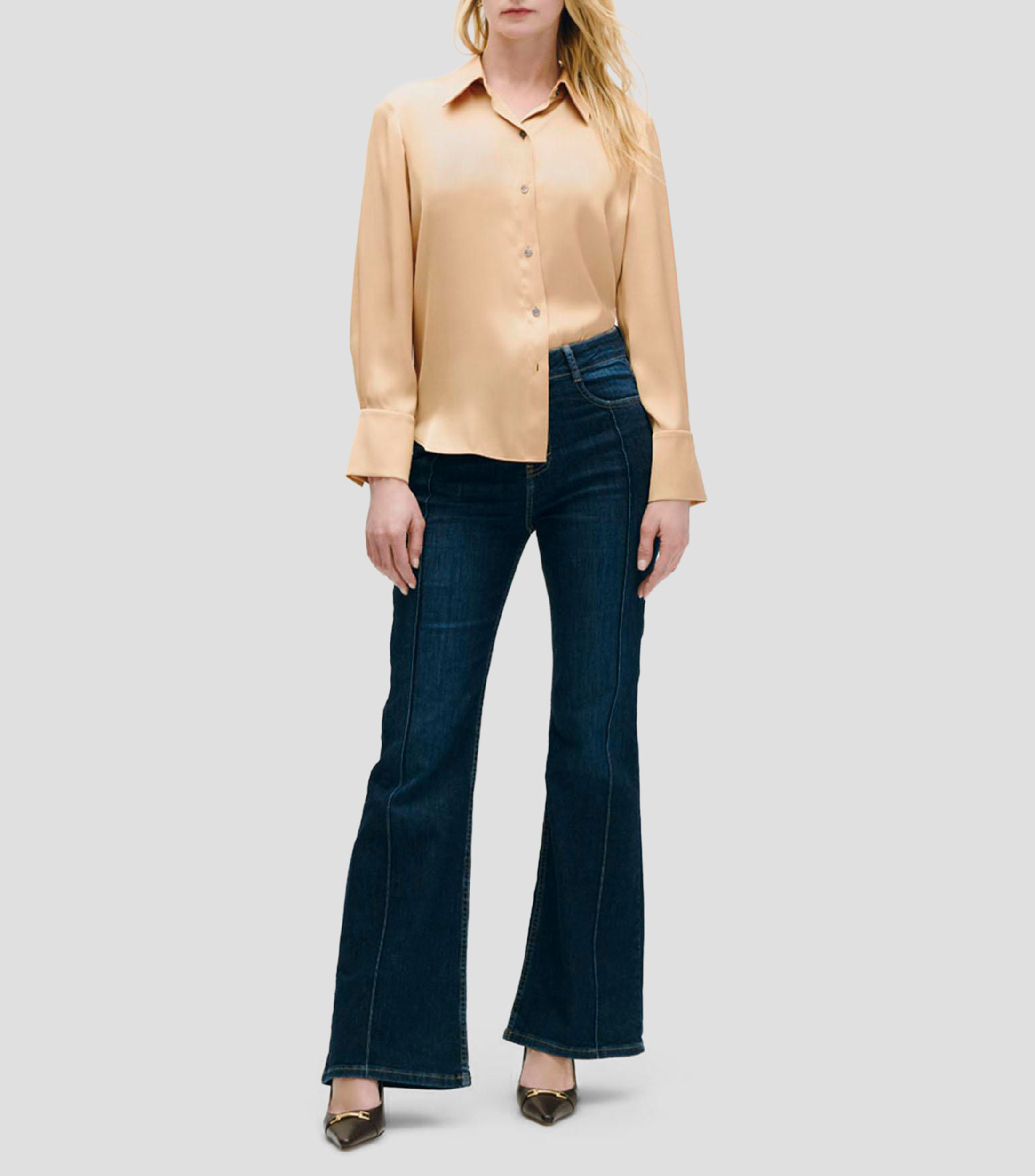 Blusa camisera satín puño francés Mujer