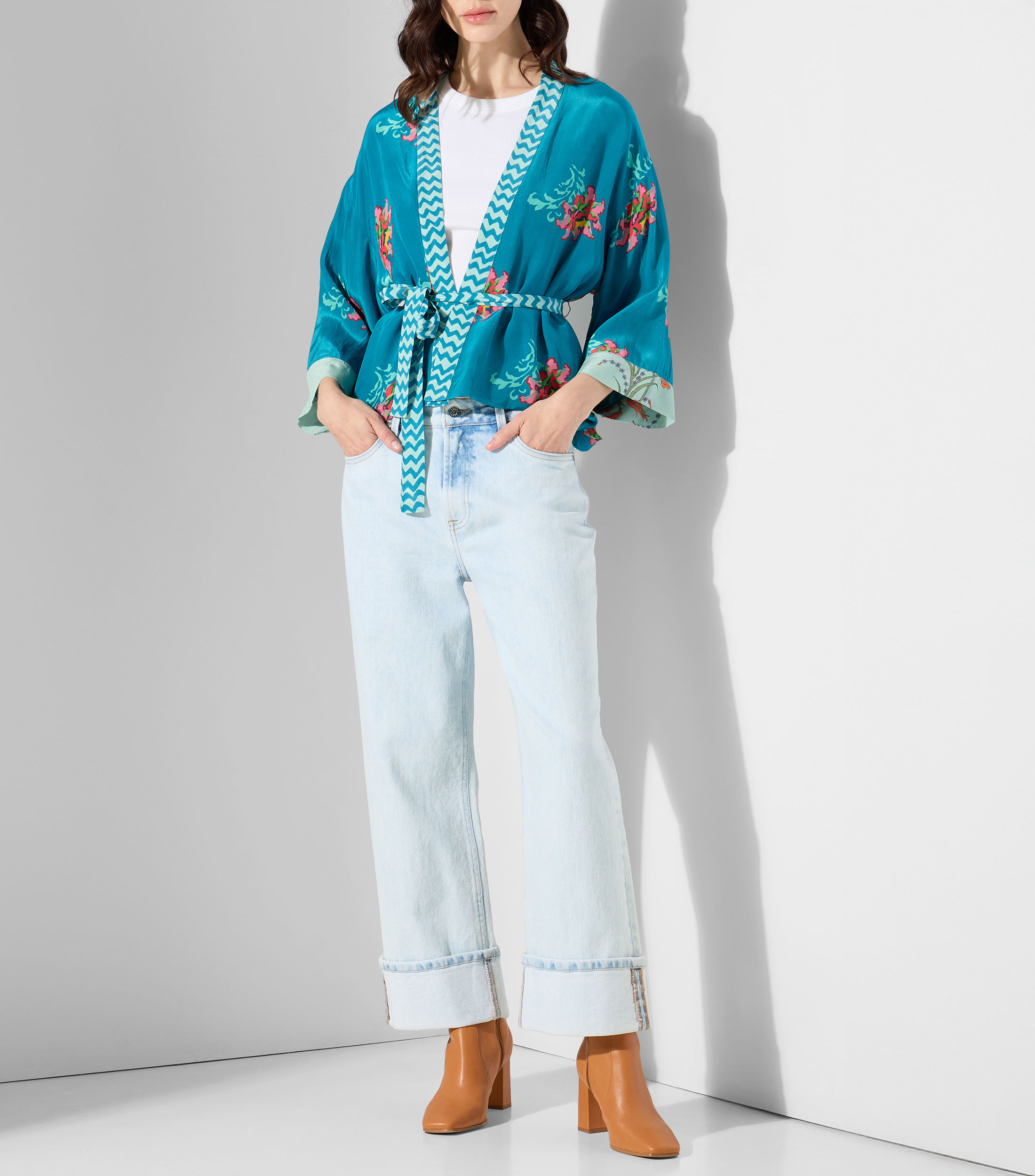 Kimono corto estampado Mujer