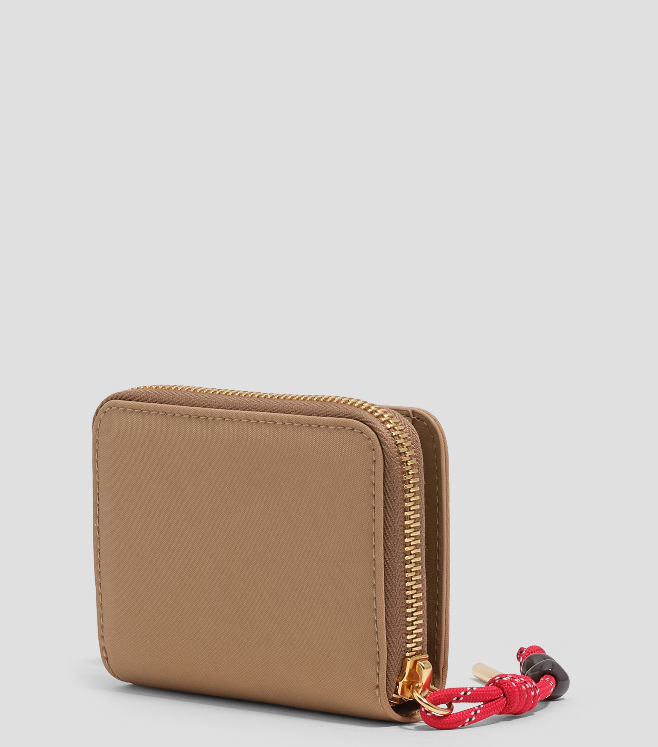 Cartera solapa nylon camel Mujer