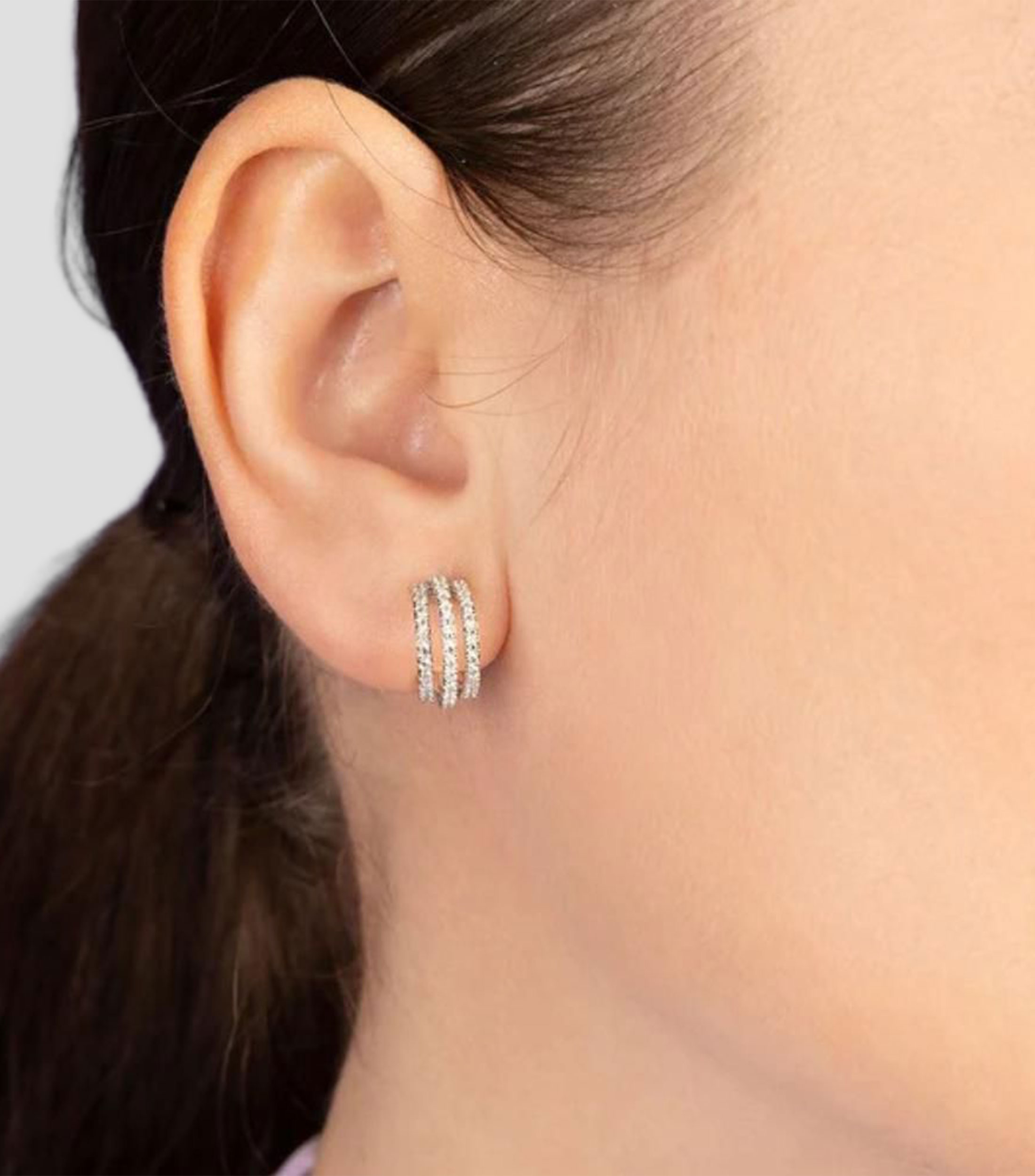 Aretes con piedra brillante Mujer