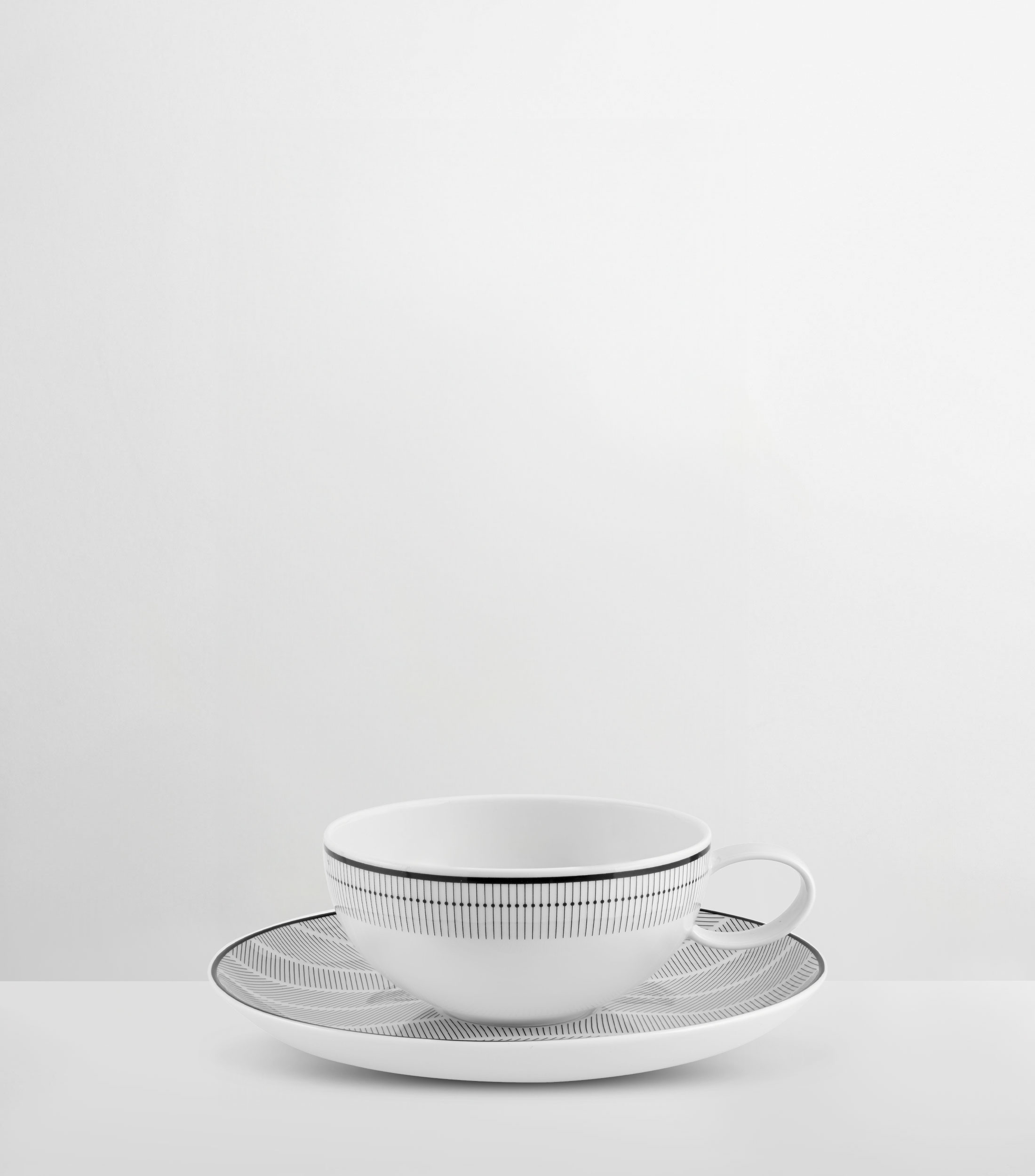 Taza de Té con Plato Orquesta Multicolor
