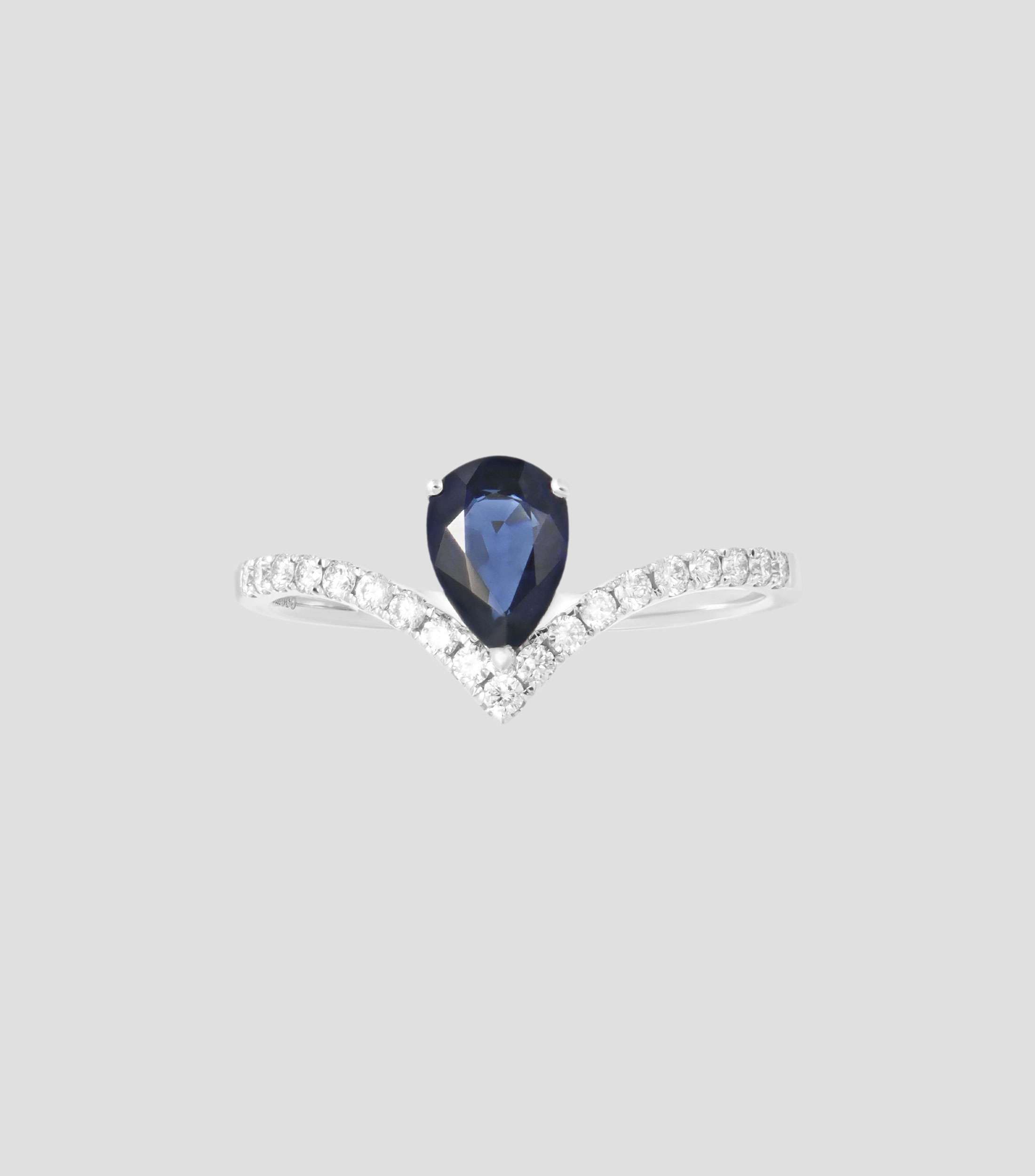 Anillo con Piedras Mujer