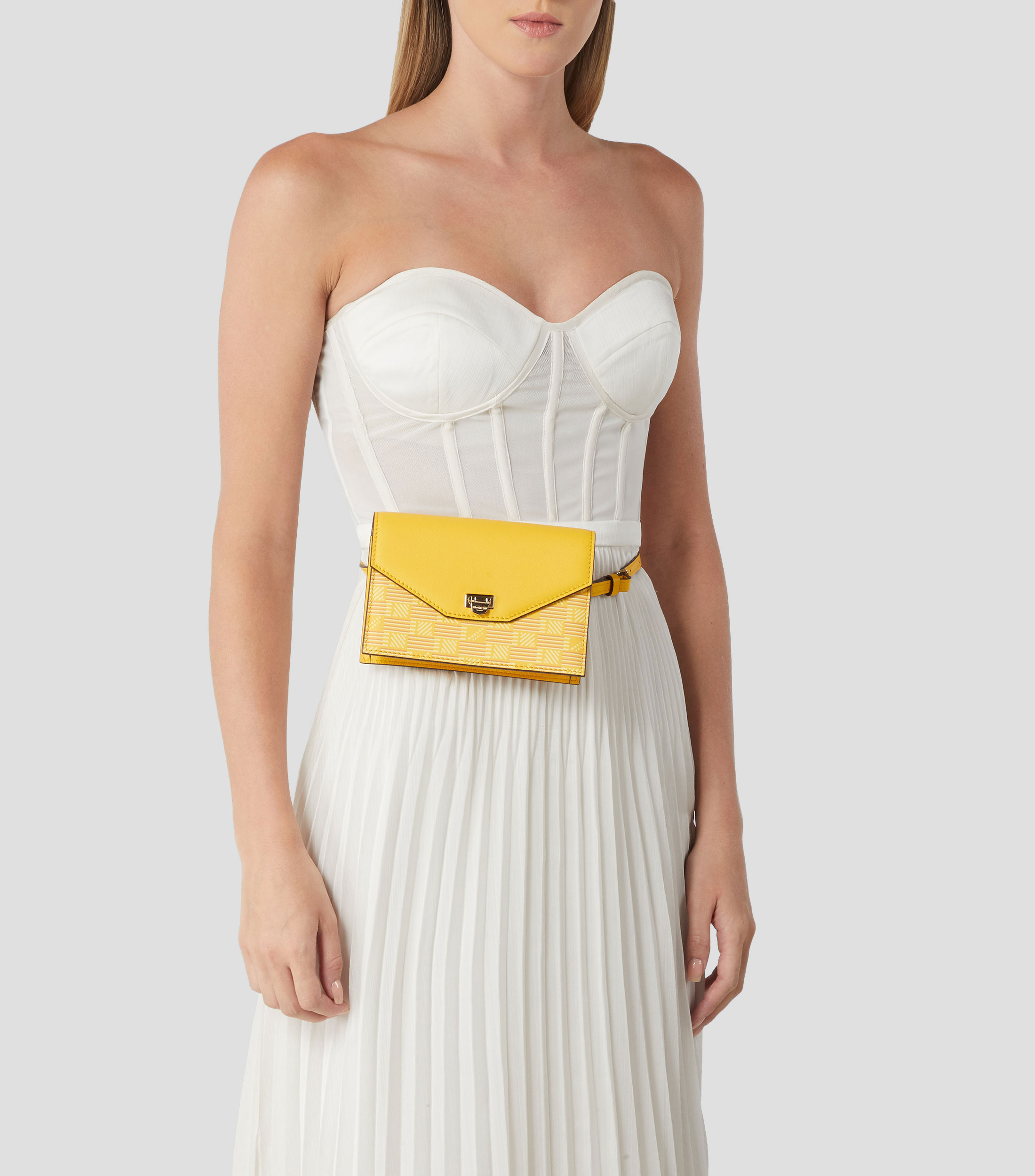 Bolsa crossbody en piel estampado Mujer