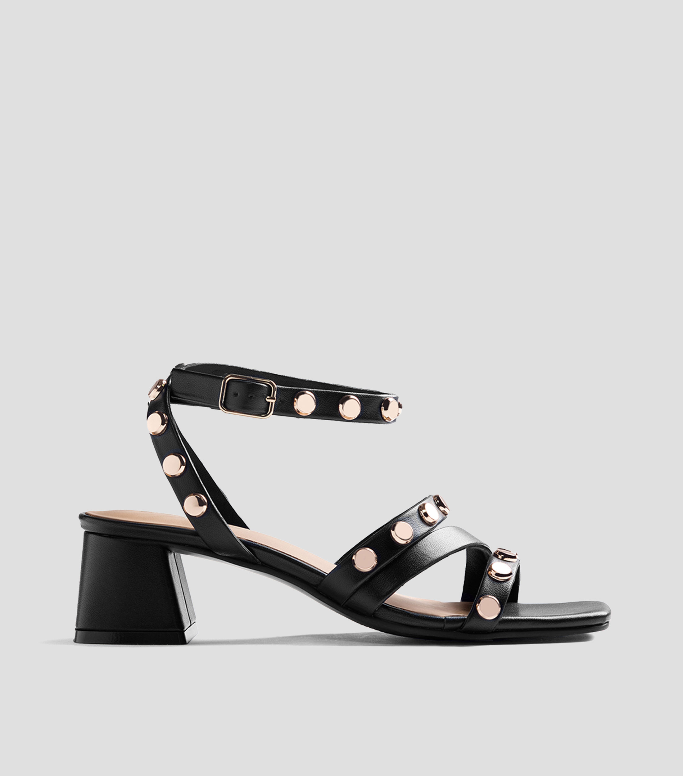 Sandalias de tacón bajo ancho en piel Mujer