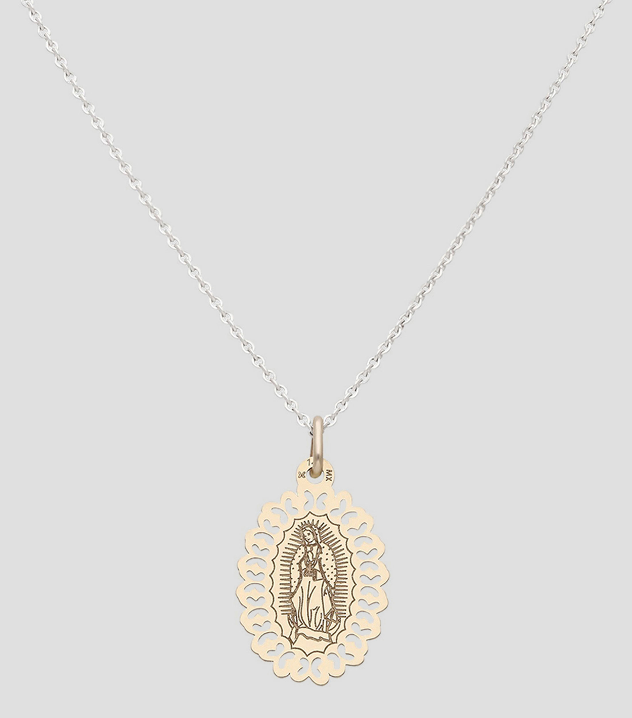 Dije en Plata Virgen de Guadalupe Mujer