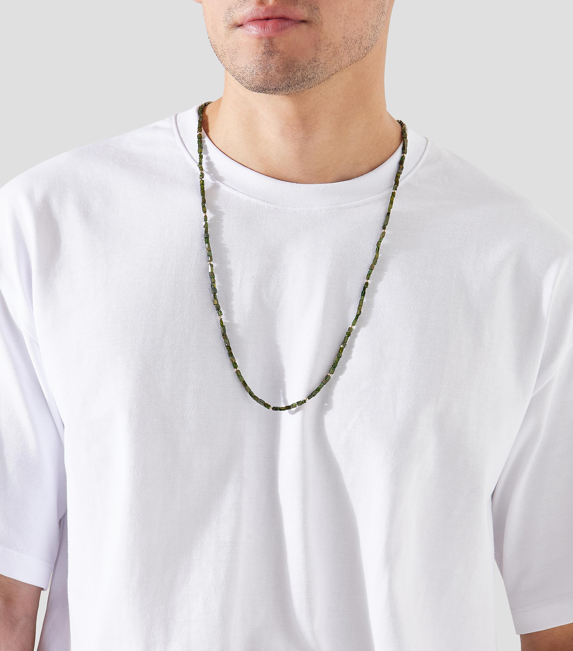 Collar con piedras Hombre