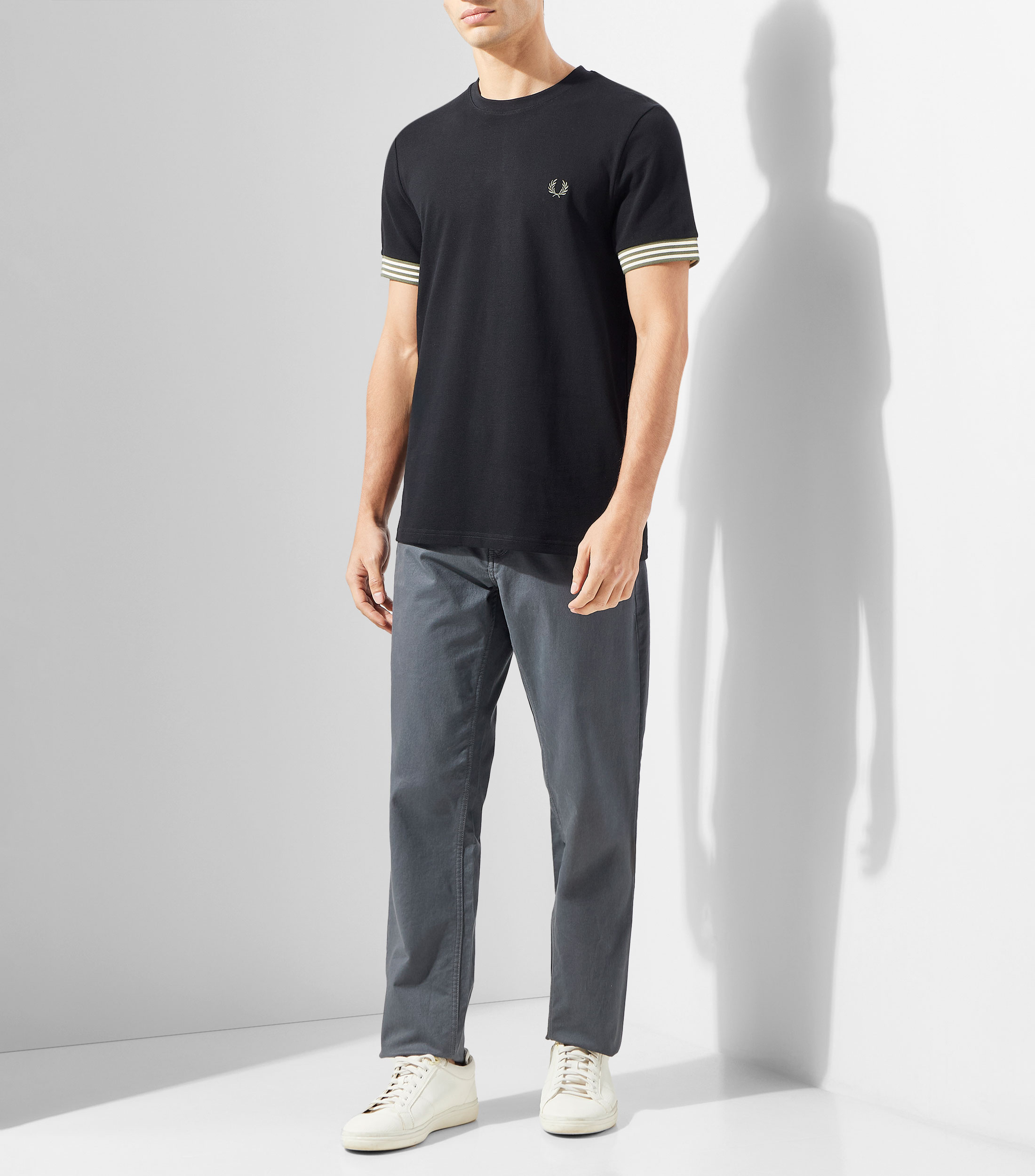 Playera cuello redondo manga corta lisa Hombre