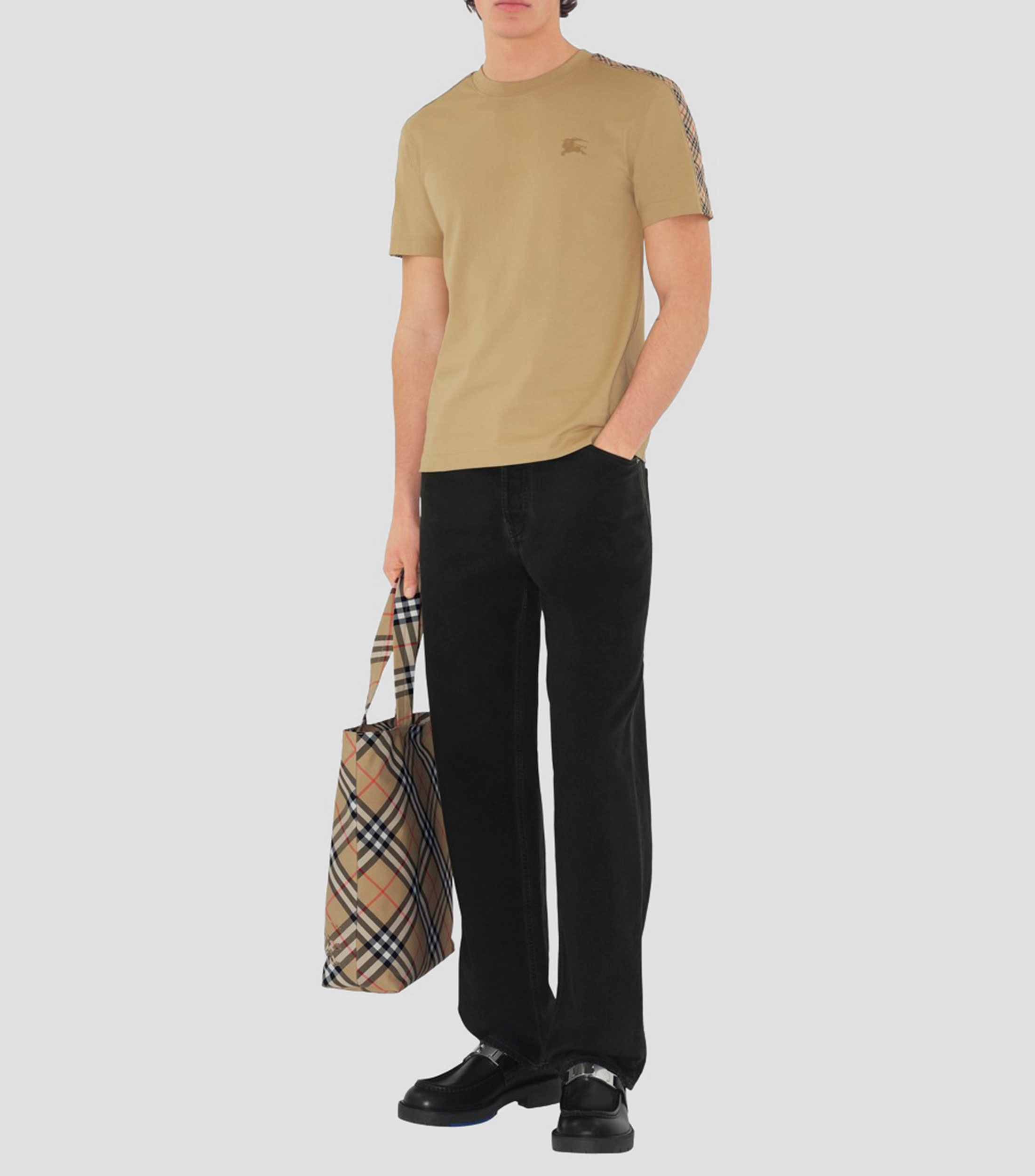 Playera de cuello redondo con manga corta lisa Hombre