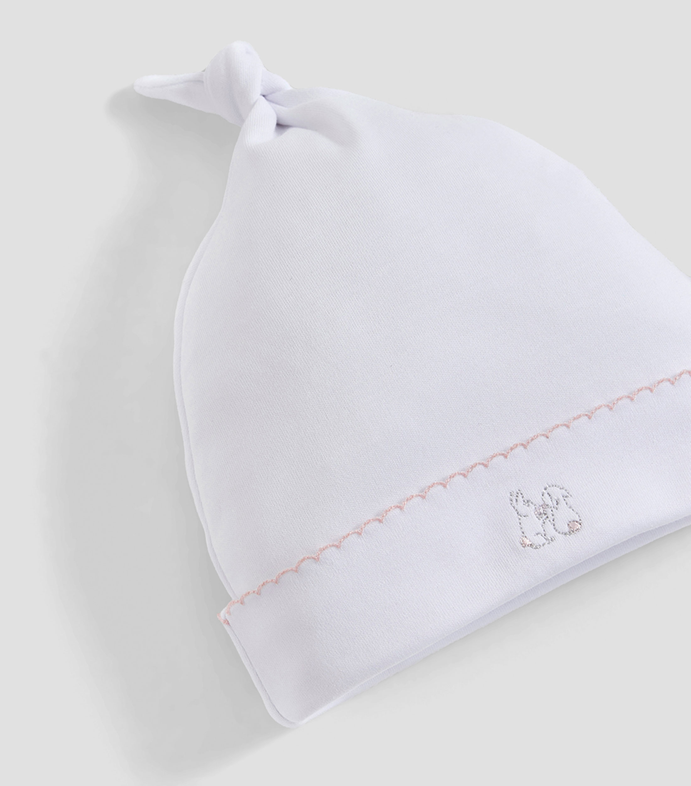 Gorro con bordado Bebé