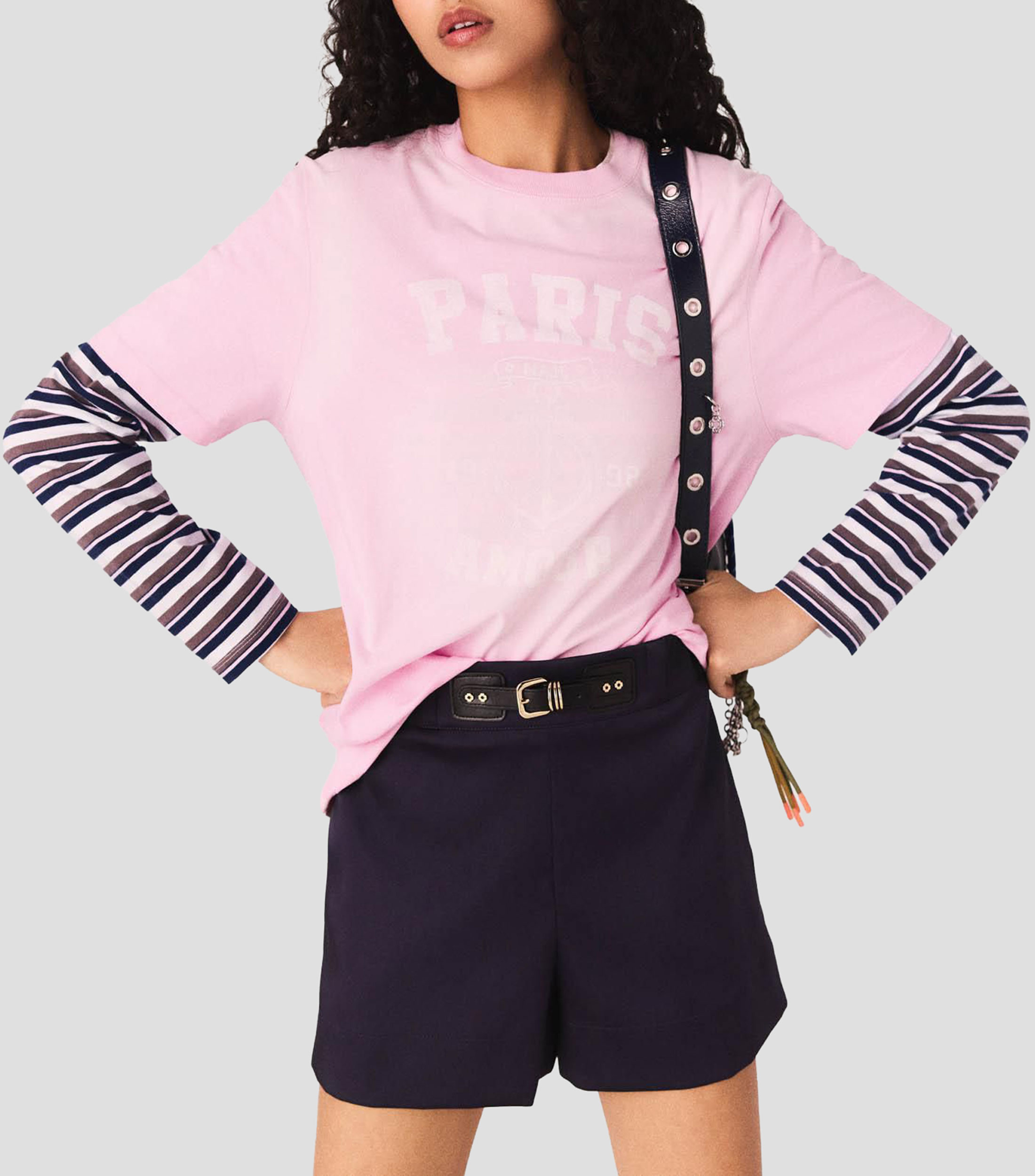 Playera cuello redondo manga corta con estampado Mujer