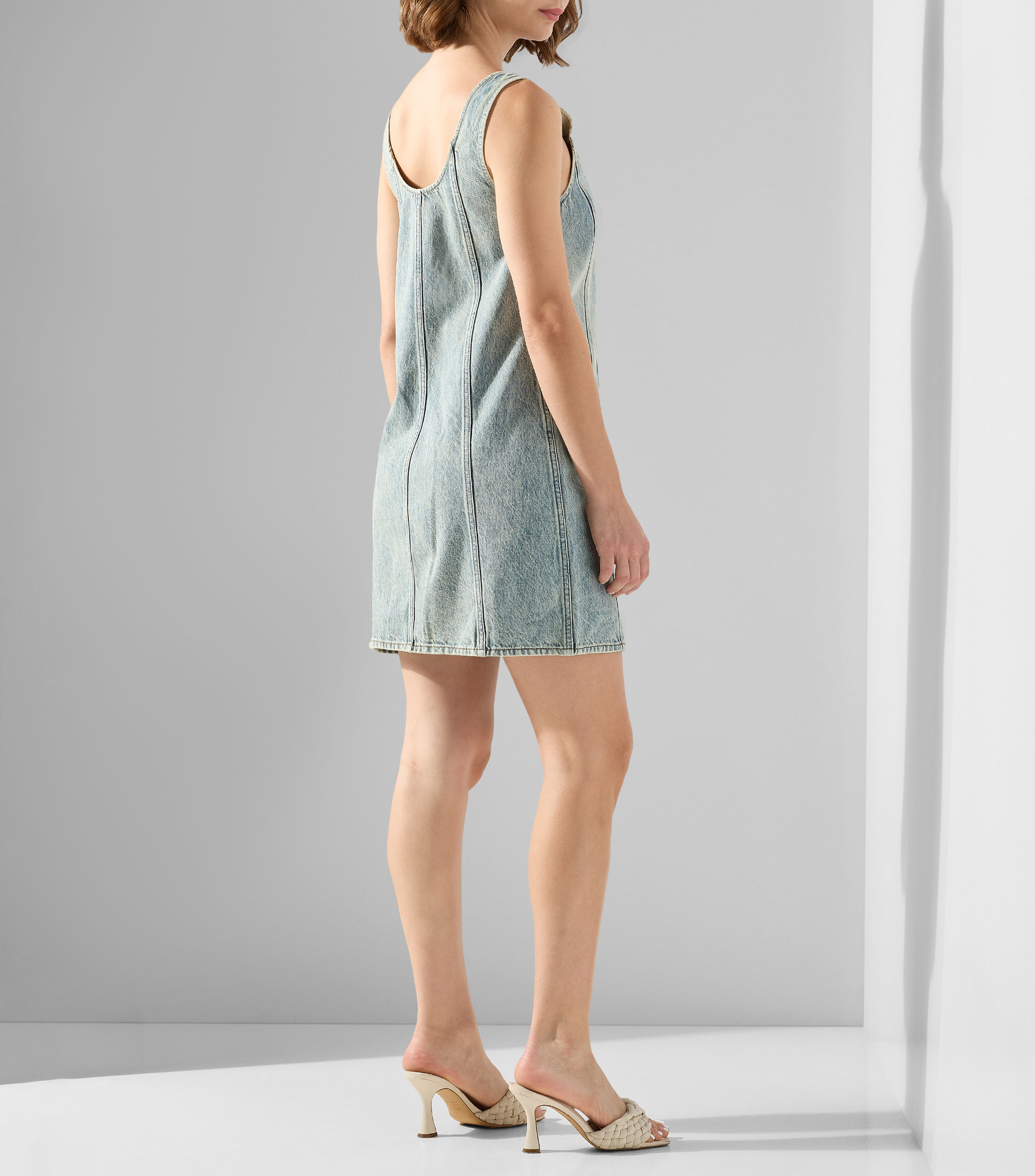 Vestido corto en mezclilla Mujer