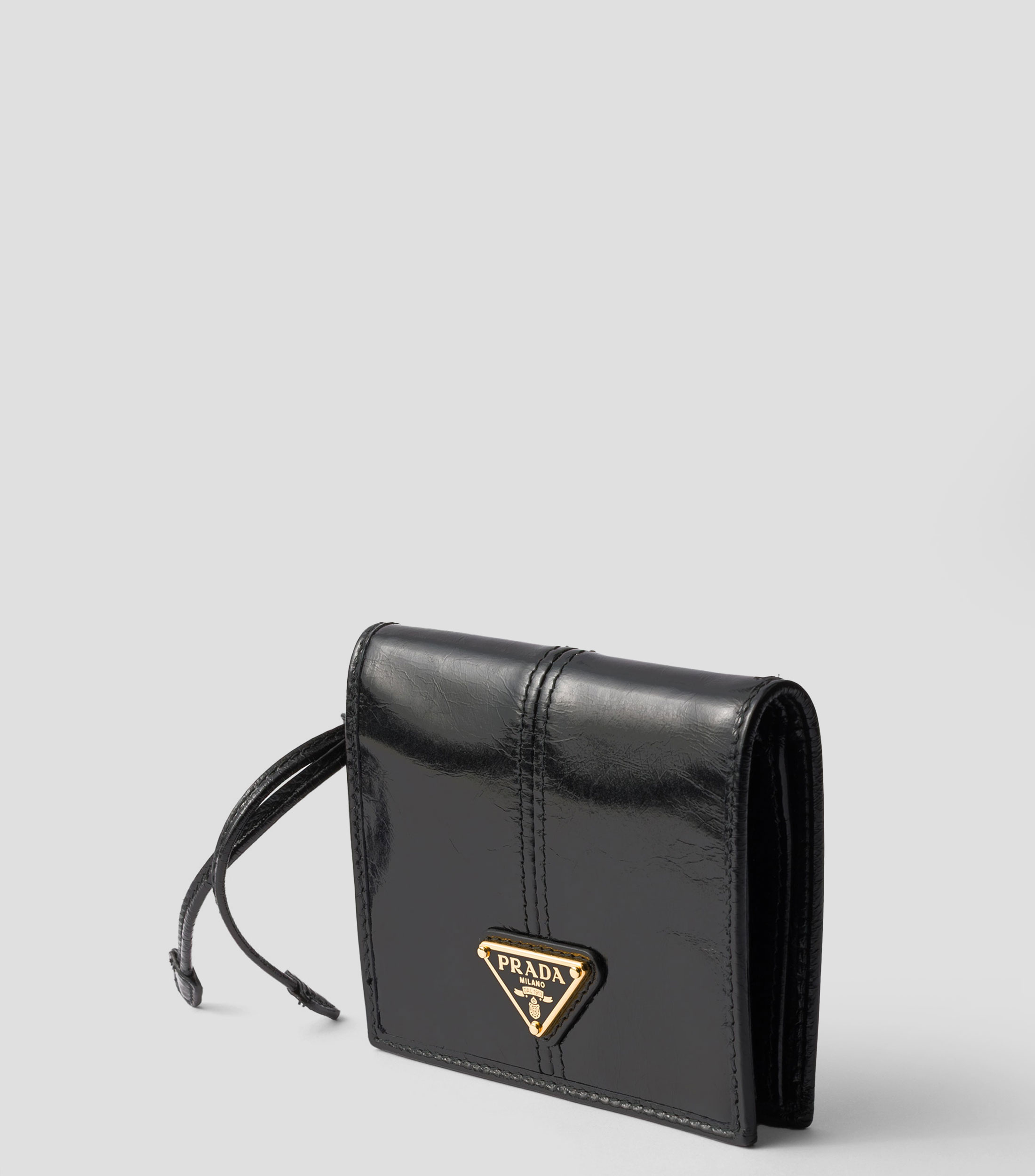 Cartera en piel con detalle texturizado Mujer