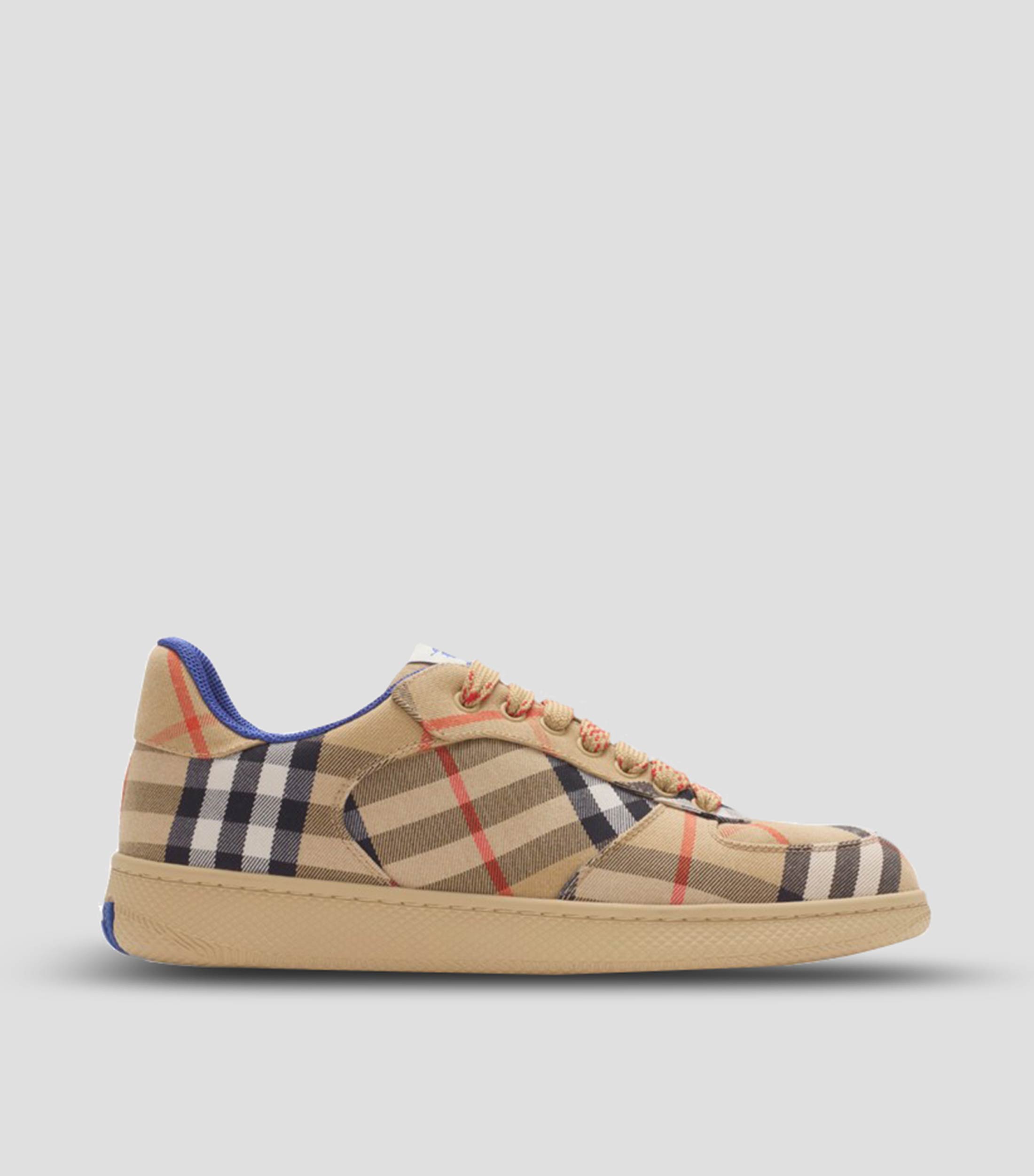 Tenis Deportivo con Logotipo Mujer