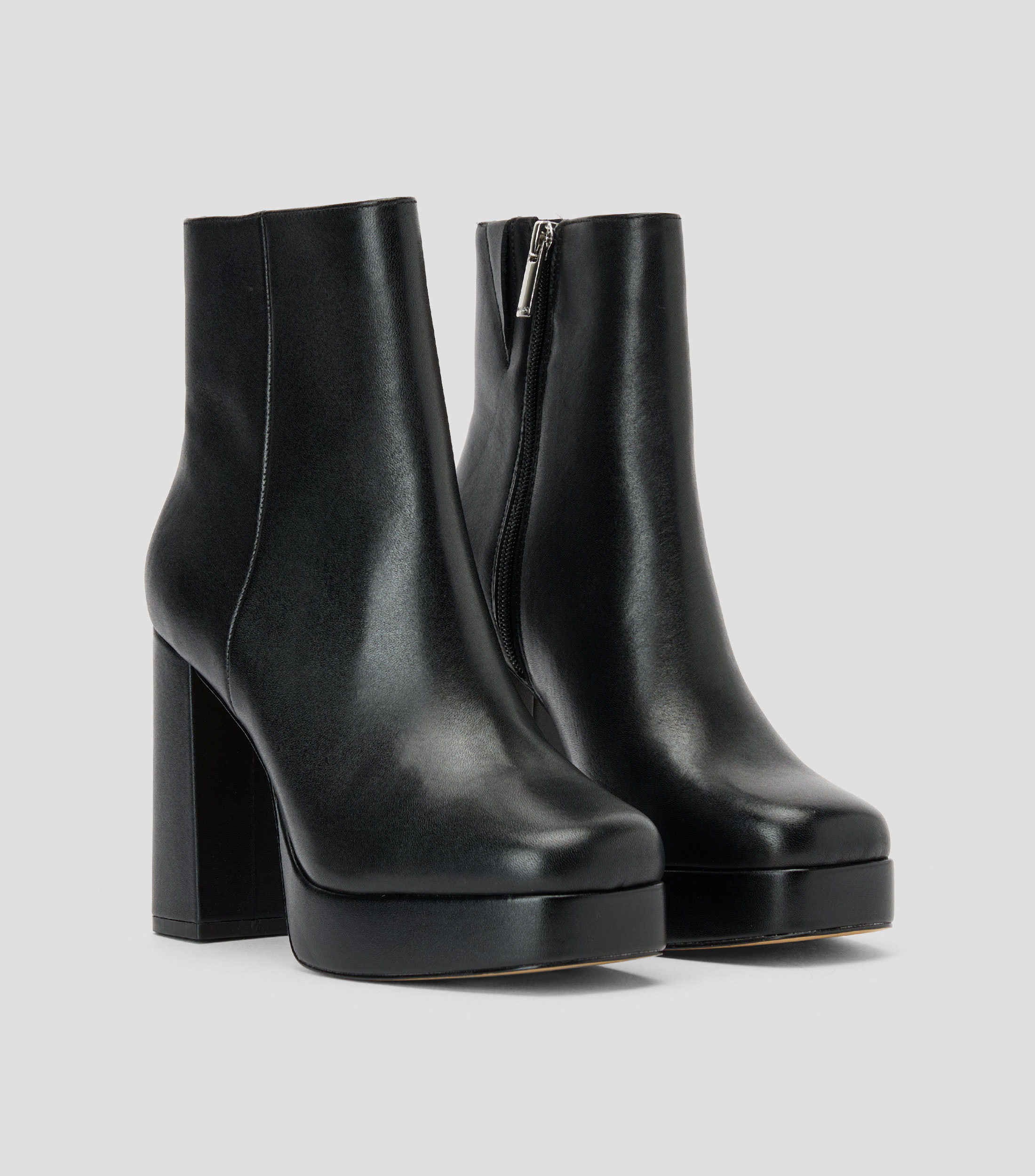 Botas casuales cortas Vaylen en piel con tacón alto cuadrado Mujer