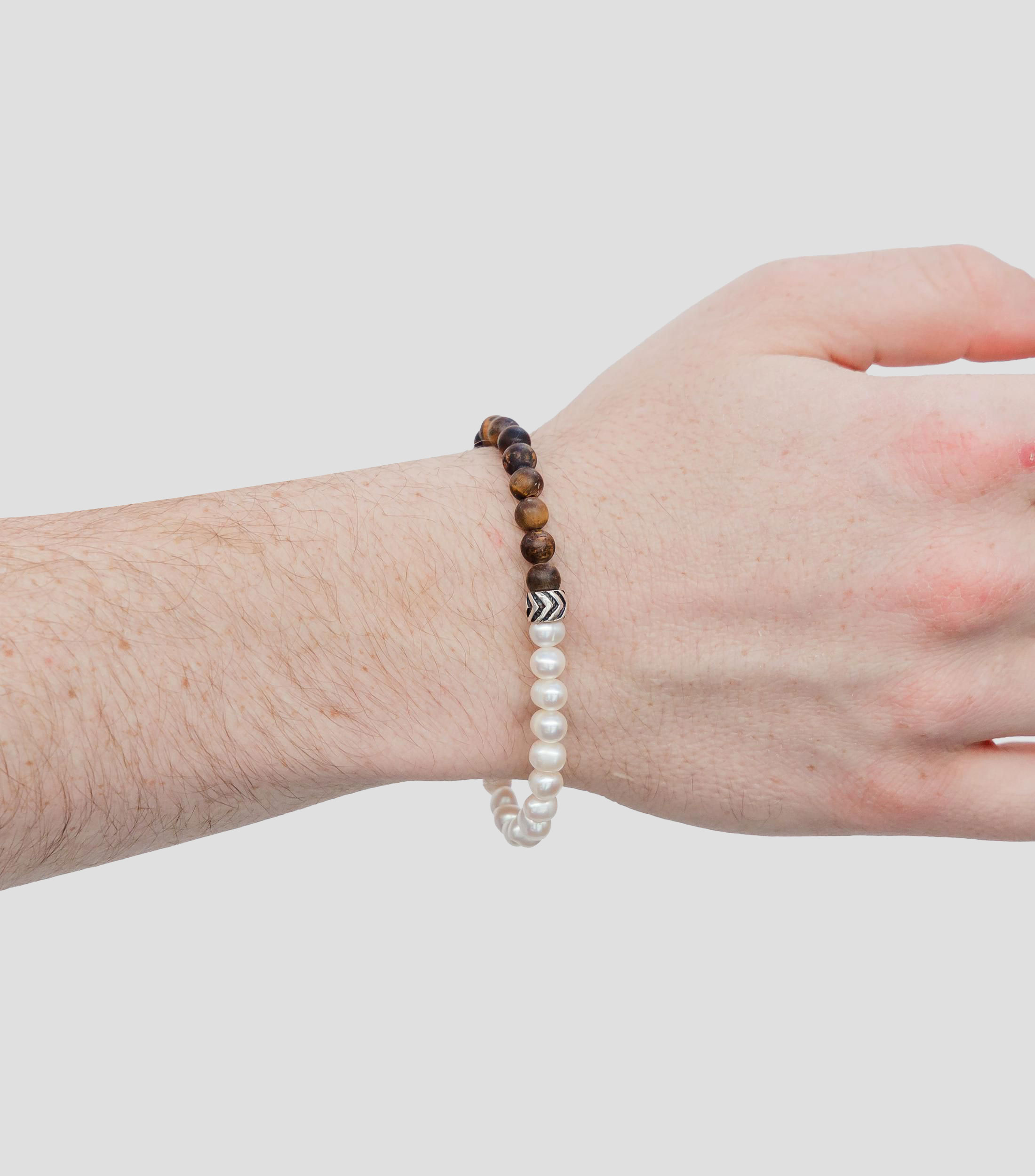 Brazalete en plata 925 con perlas y cuentas ojo de tigre Hombre