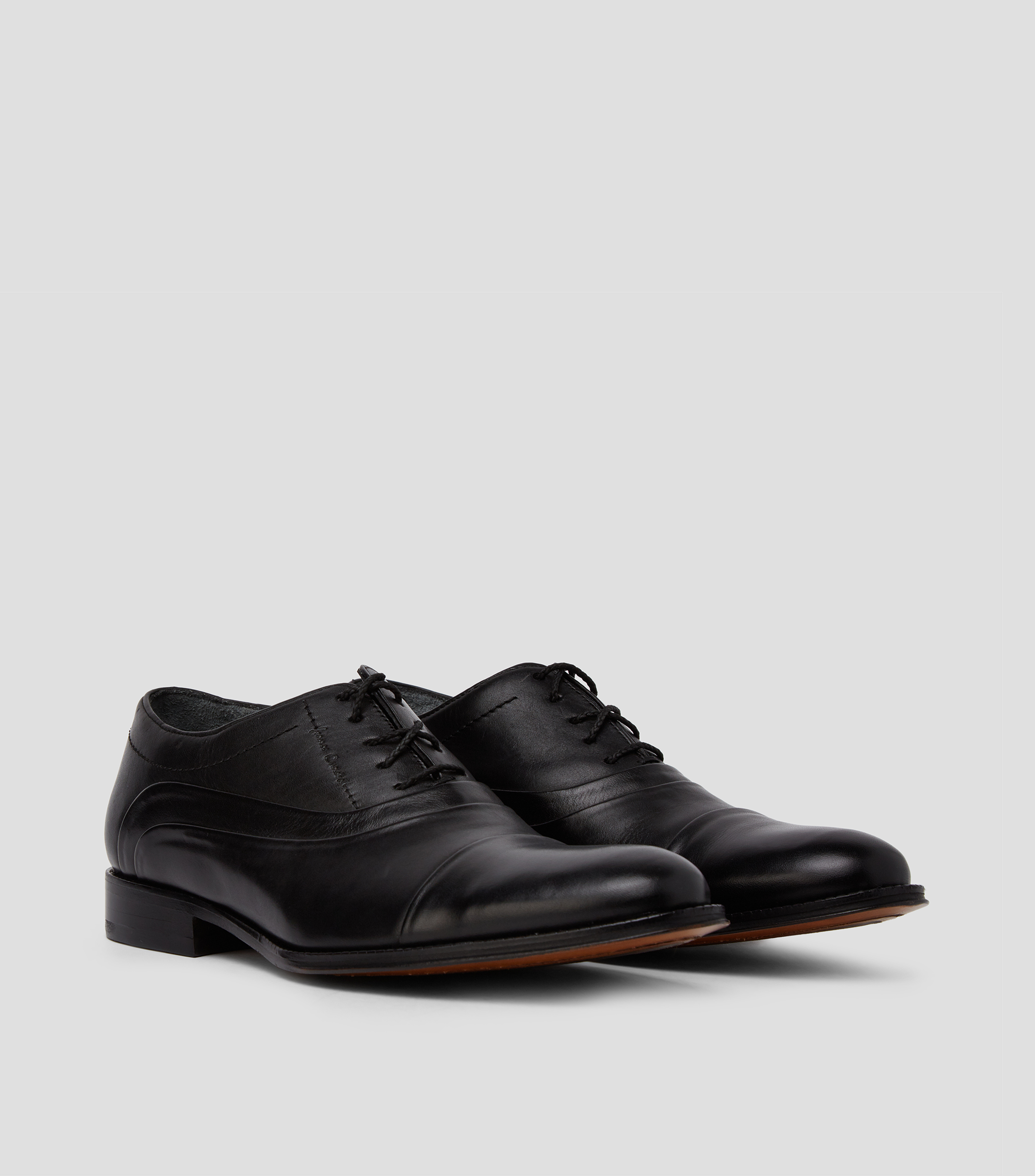 Zapatos de Vestir Oxford Negros en Piel Tacón Bajo Ancho Hombre