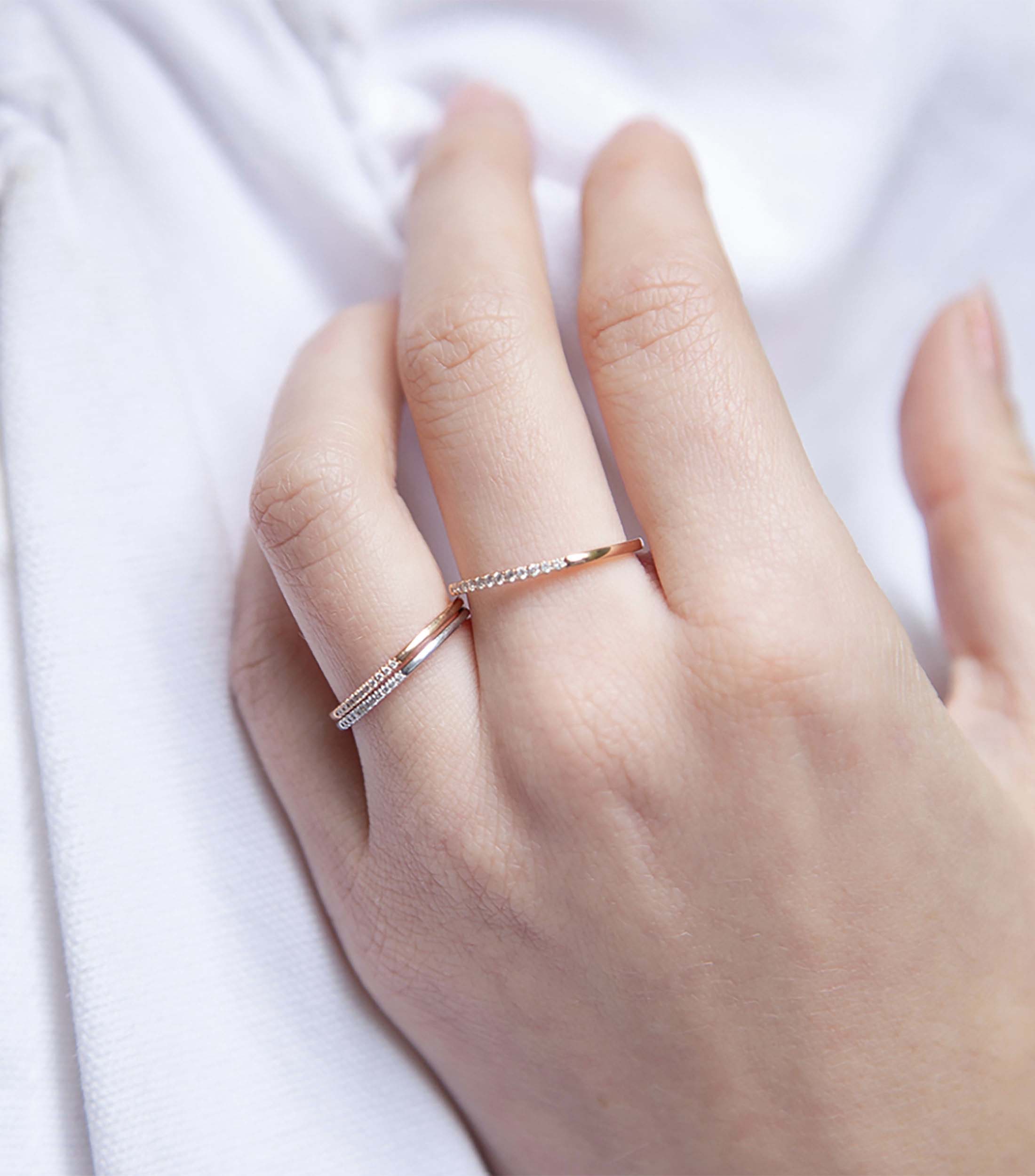 Anillo en oro rosa de 18 kilates con diamantes Mujer