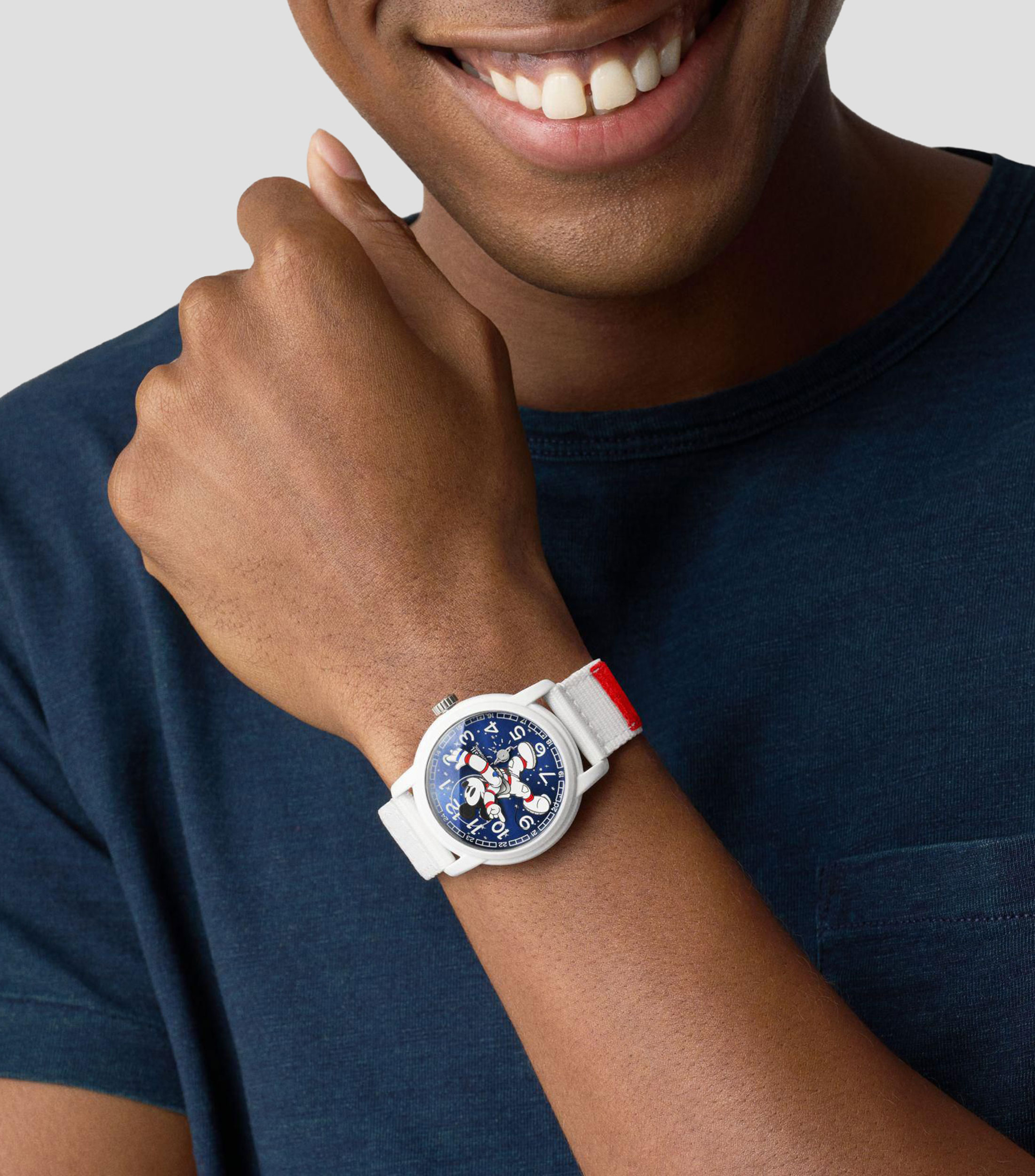 Reloj unisex Disney x Fossil Edición Limitada Mickey Mouse Astronauta, blanco