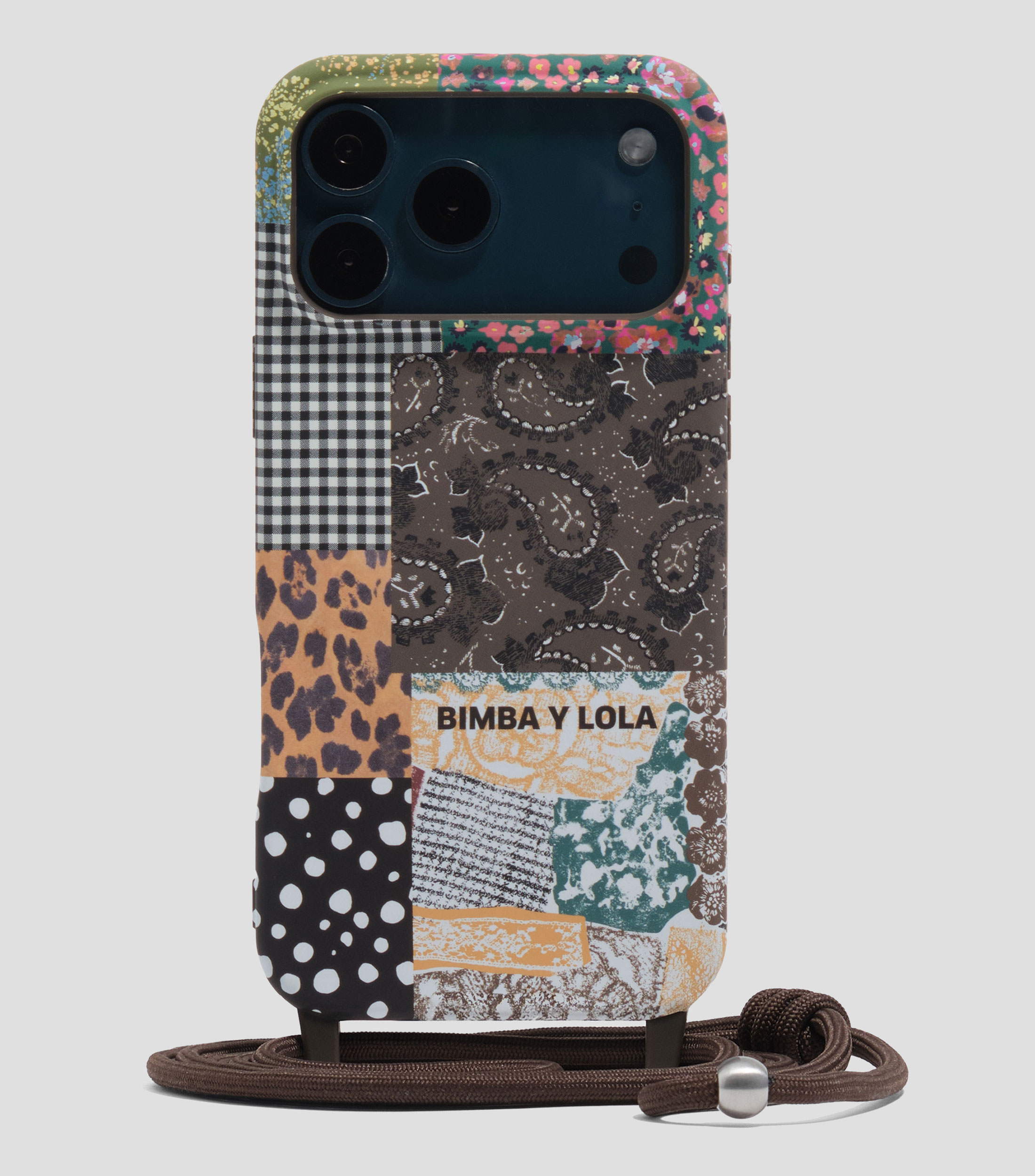 Funda rígida iPhone 17 Pro Max patchwork estampado