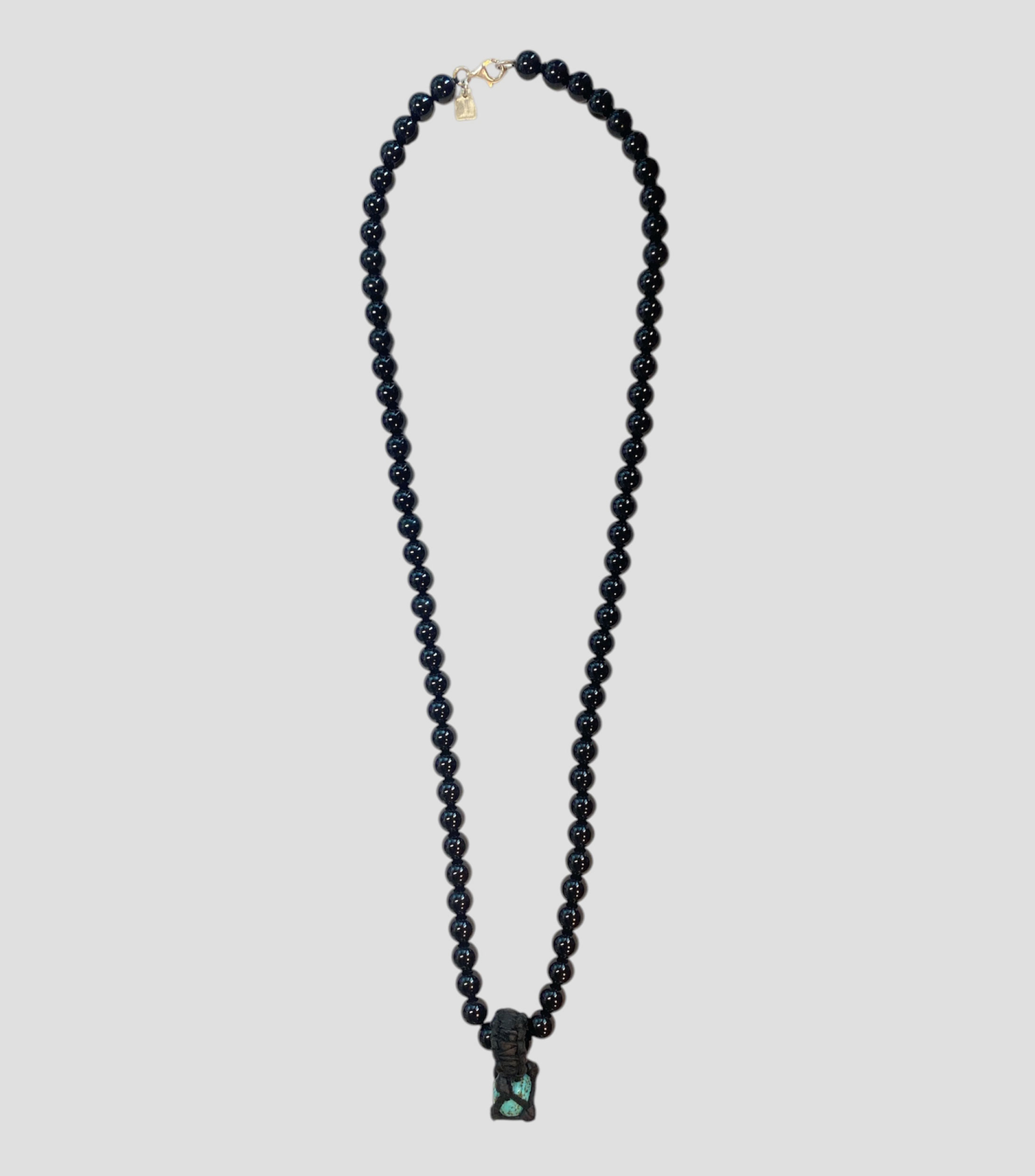 Collar en plata con piedra onix Hombre