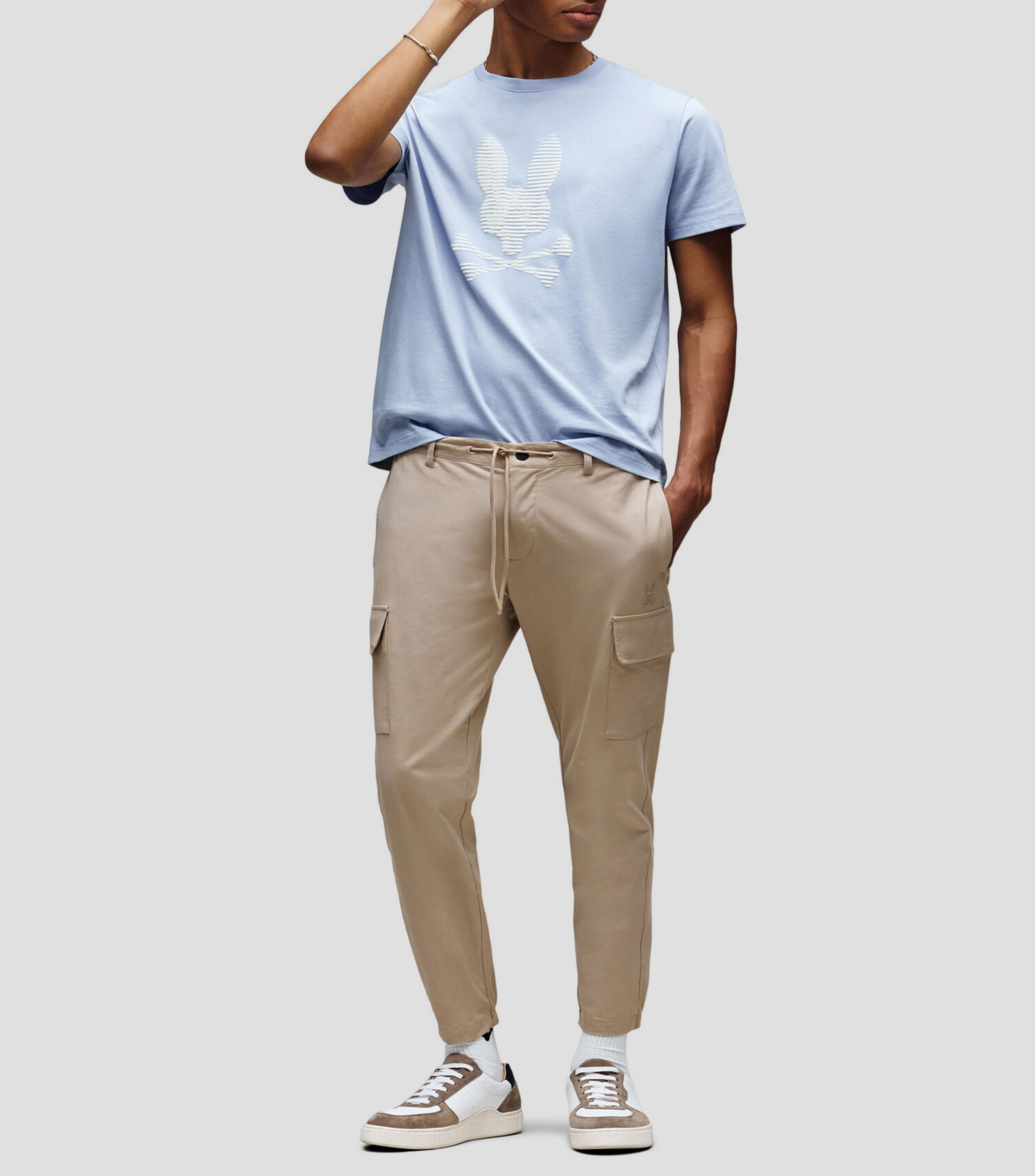 Playera cuello redondo manga corta con logotipo Hombre