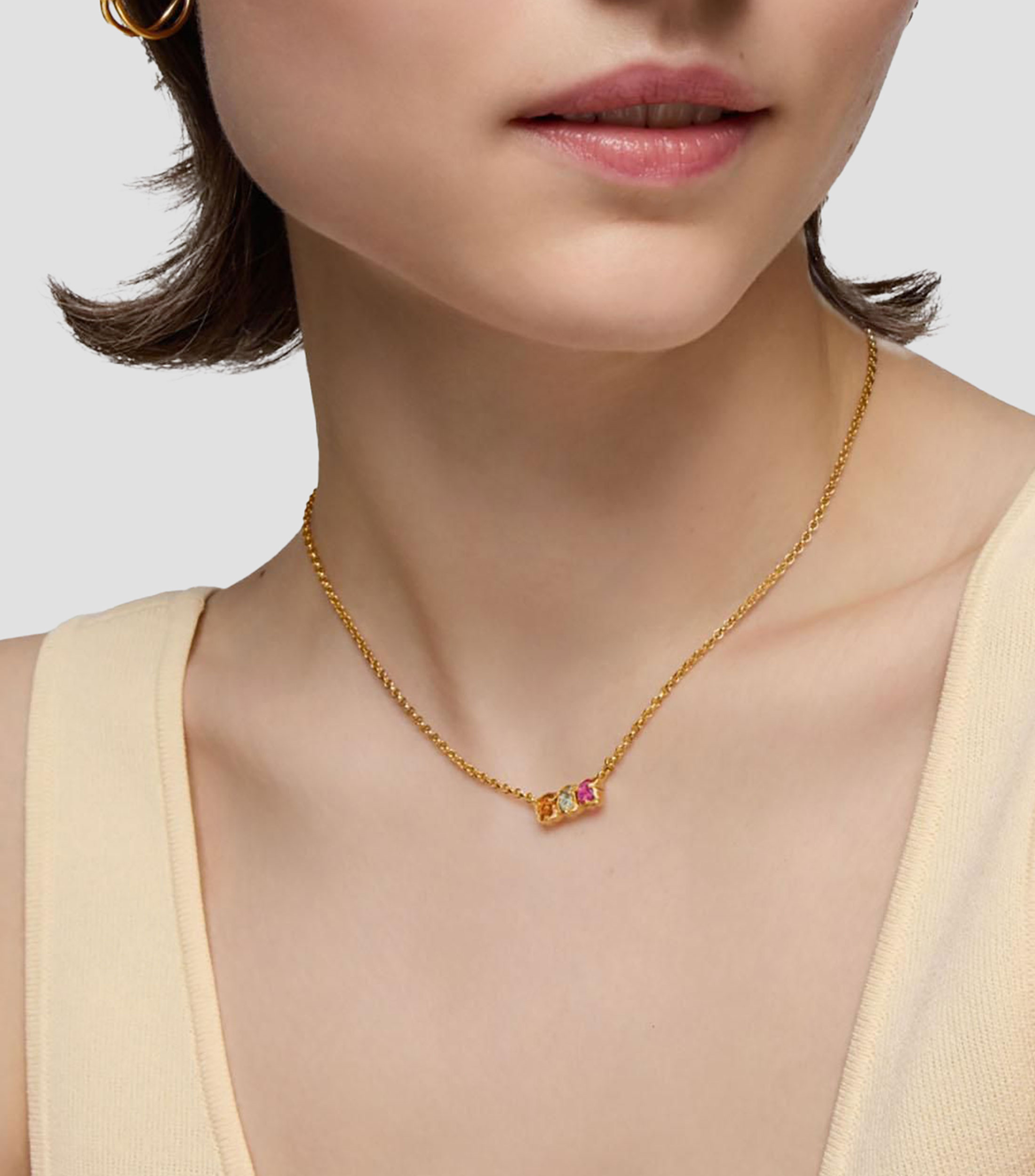 Collar corto con tres osos Mujer